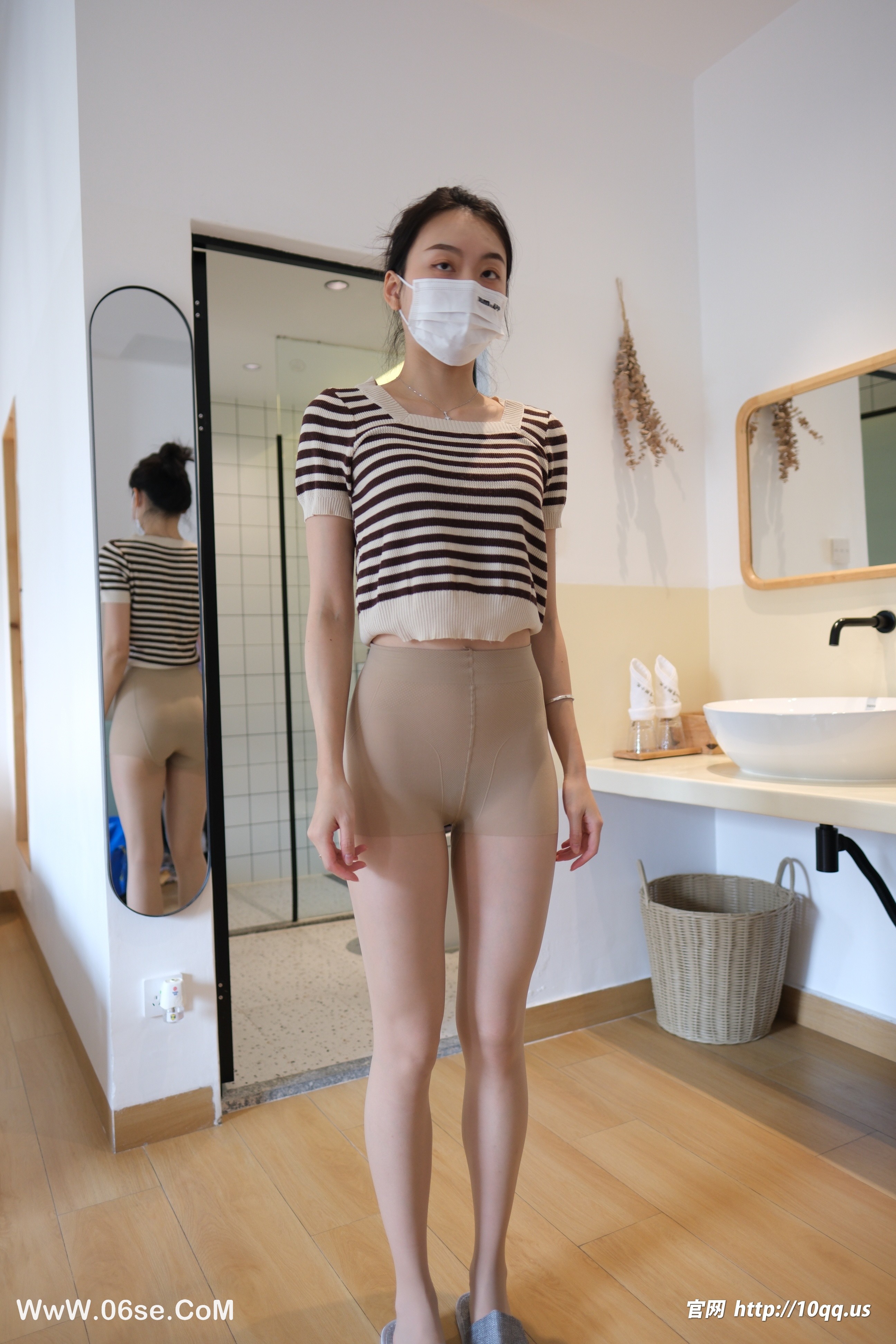图片[2]-[ROSI写真] 口罩系列 2025.05.16 KZ.3260 [56+1P-95M]-六色网