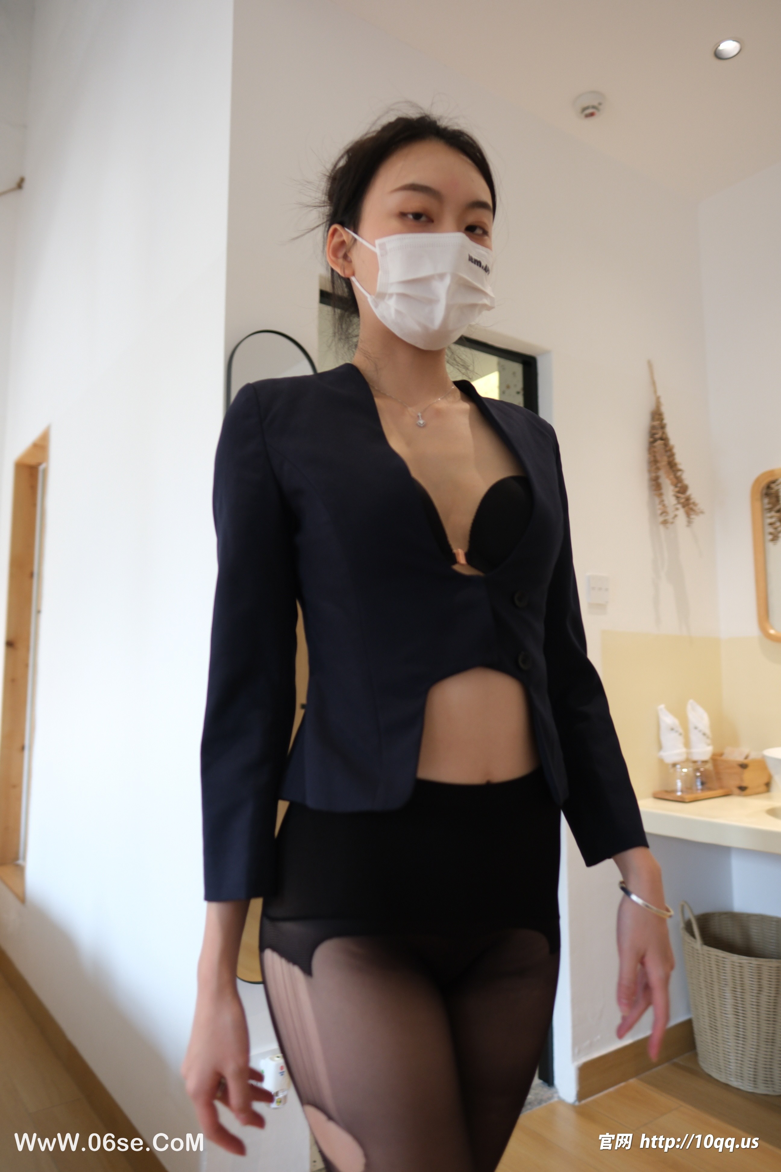 图片[22]-[ROSI写真] 口罩系列 2025.04.11 KZ.3225 [79+1P-121M]-六色网