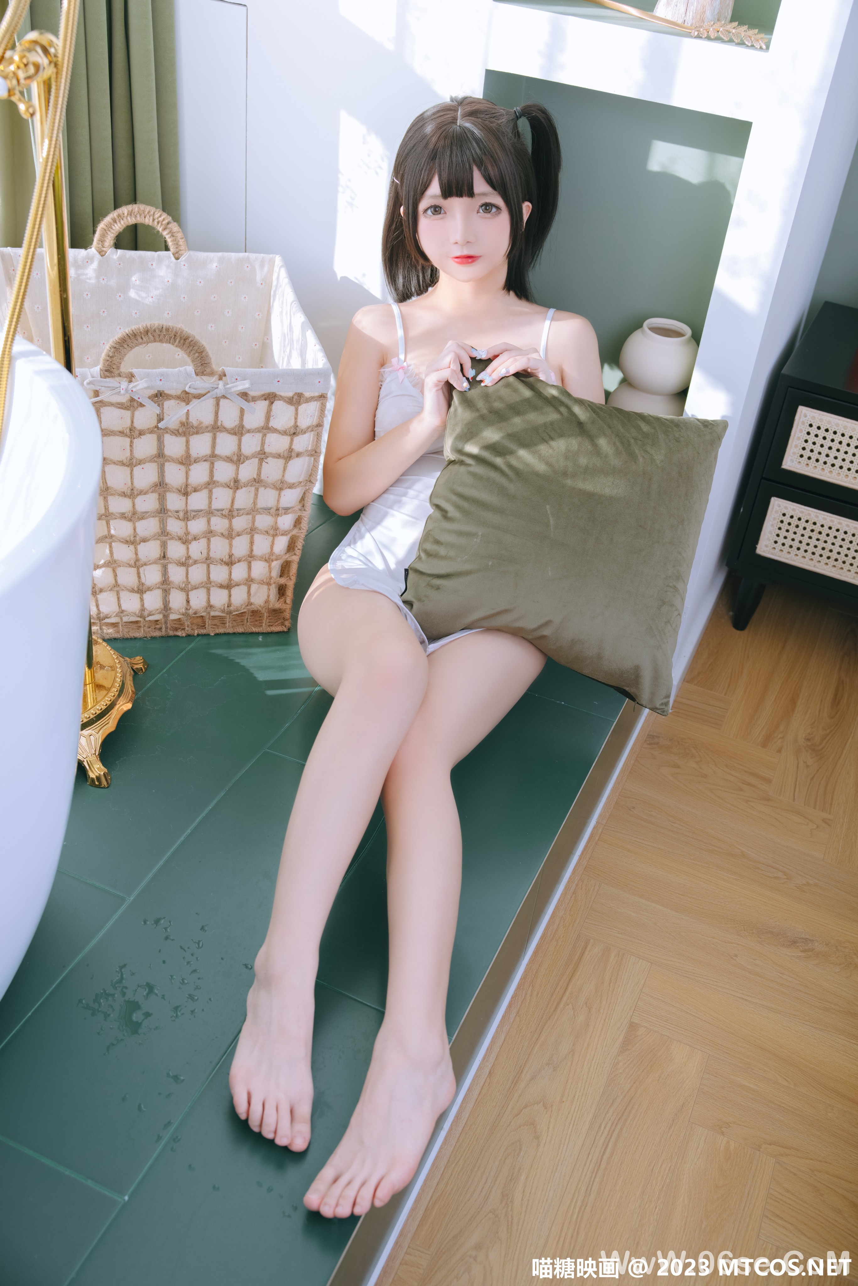 图片[18]-[喵糖映画] 2023.01.02 赏美 VOL.554 湿身小白裙 [72+1P-1.33G]-六色网