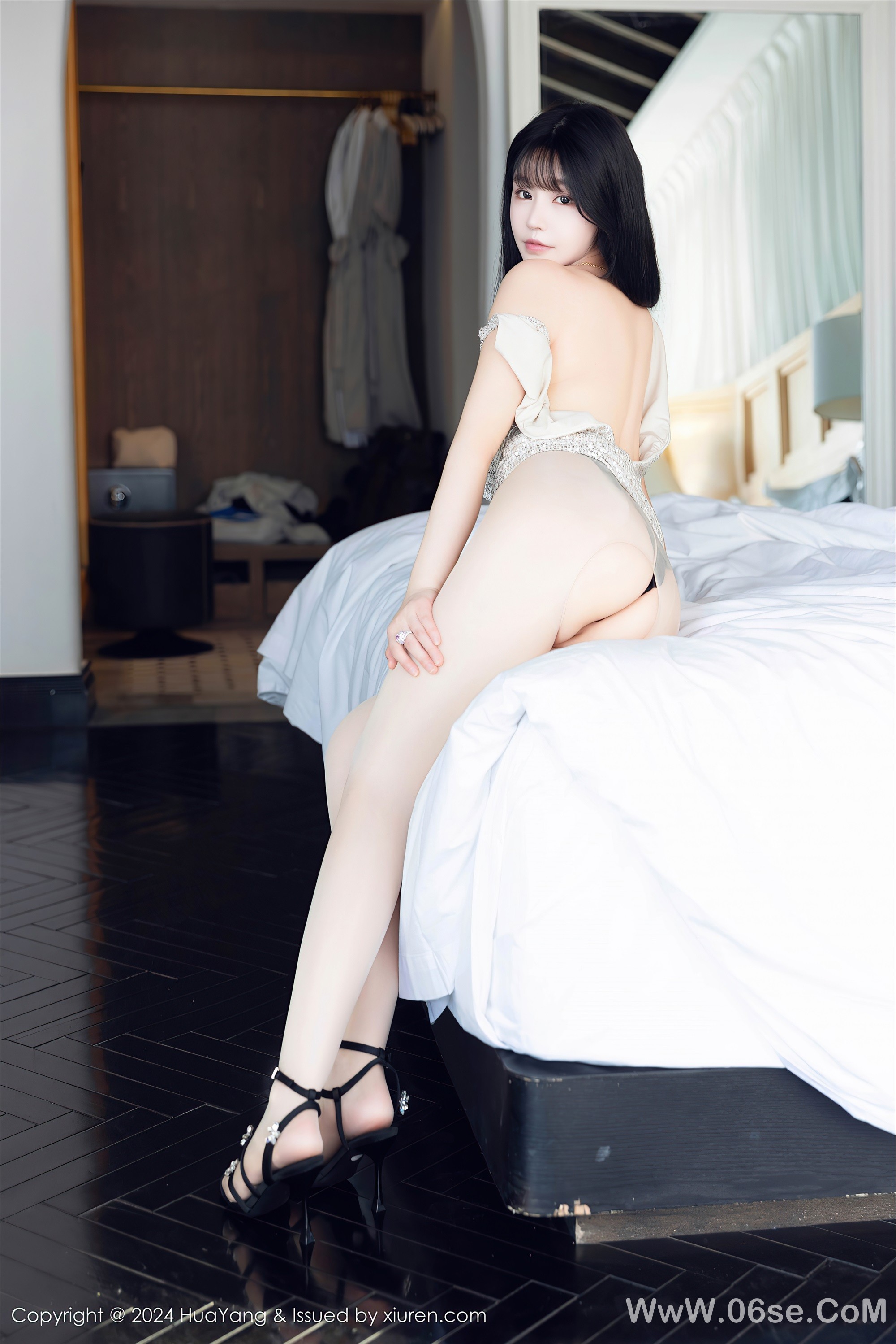 图片[33]-HuaYang花漾 2024.09.20 VOL.609 心上可Flora[86P]-六色网