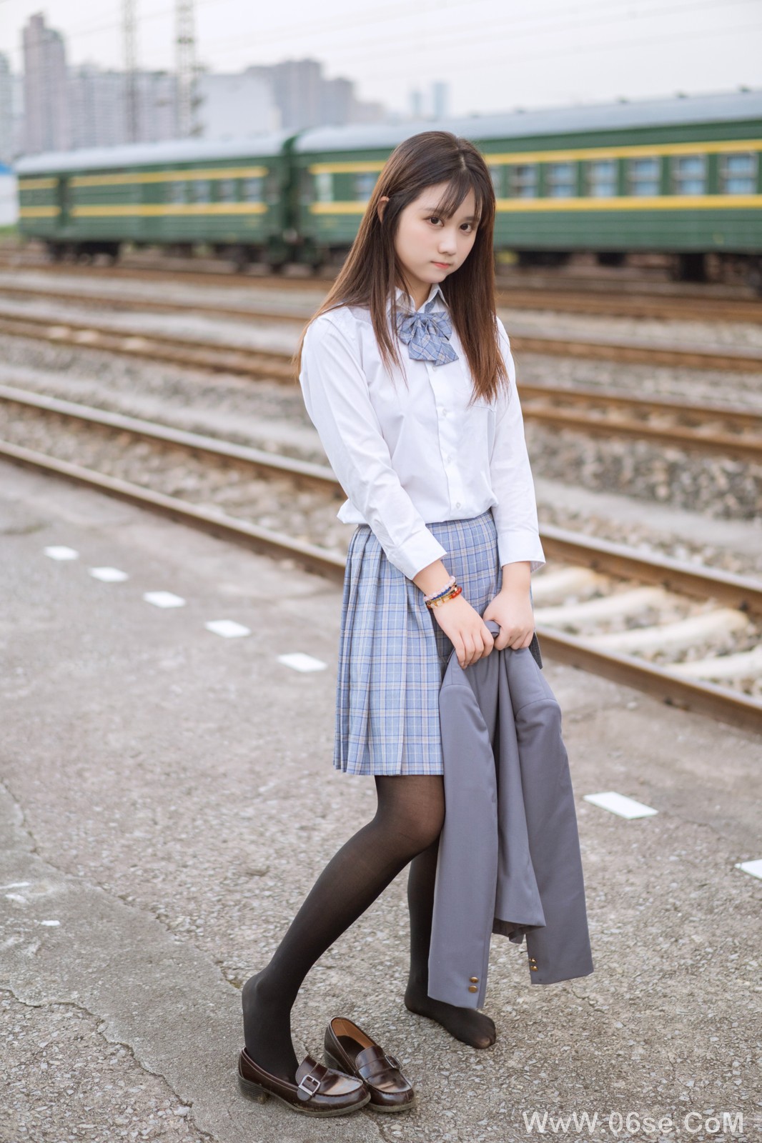 图片[25]-[映画摄影] 2022.05.10 N0214 [30+1P-17M]-六色网