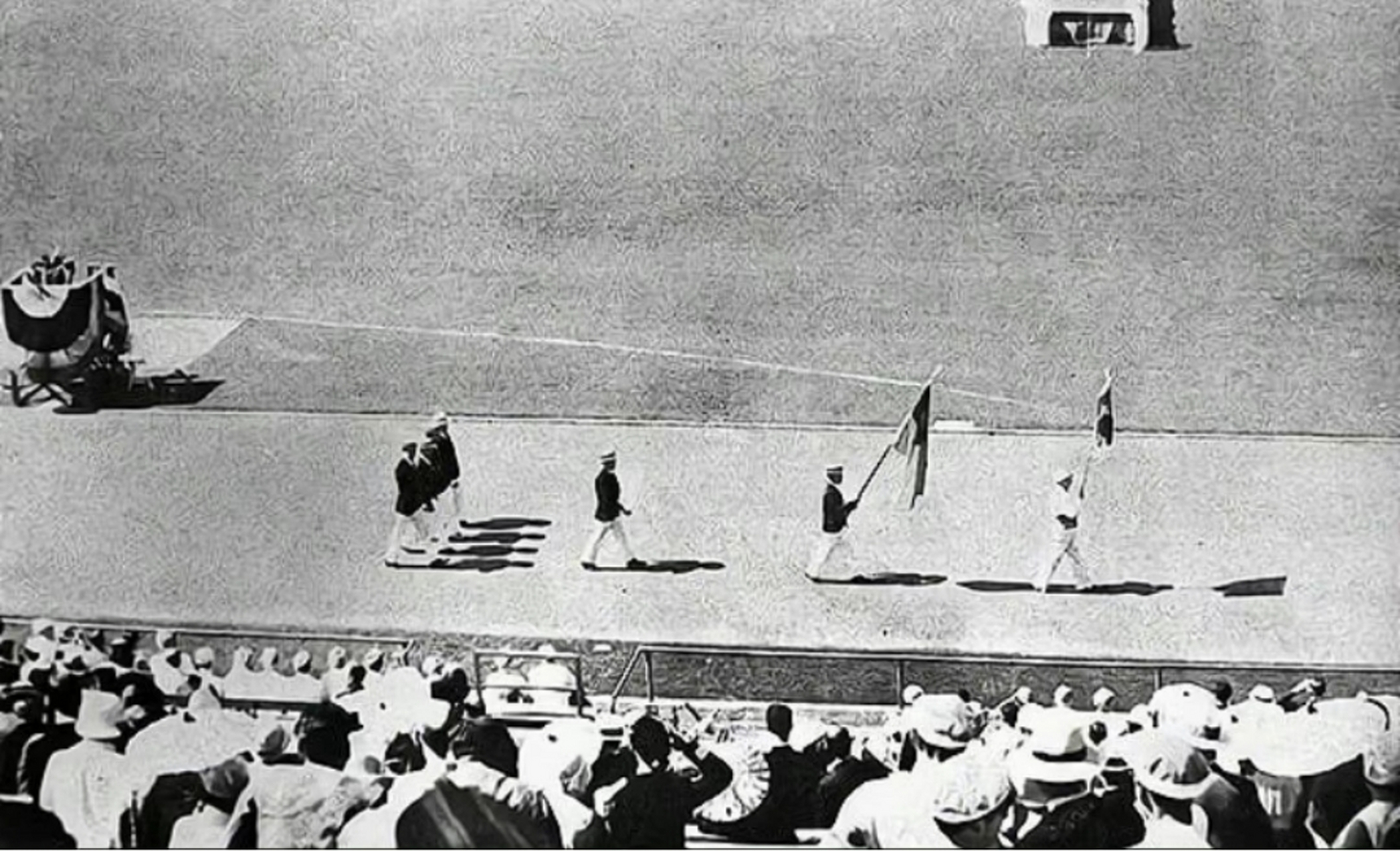 1932年,洛杉矶奥运会,刘长春单刀赴会,万里千关,成为中国奥运第一人!