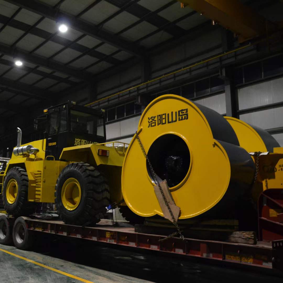 什么是梅花碾冲击碾压机?二手梅花碾冲击压路机怎么选择型号?