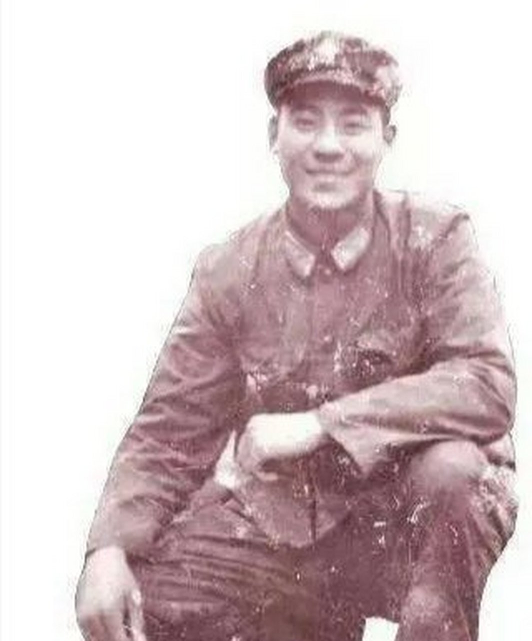 村长说:"阿岩是麻栗坡最美的女人.