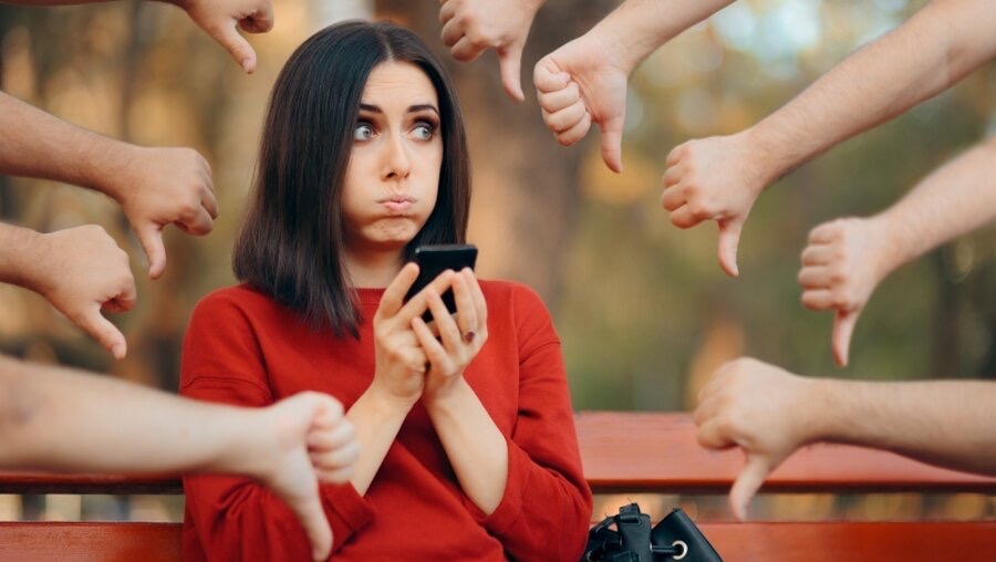 心理学专家:停止自我审查,真实表达自我