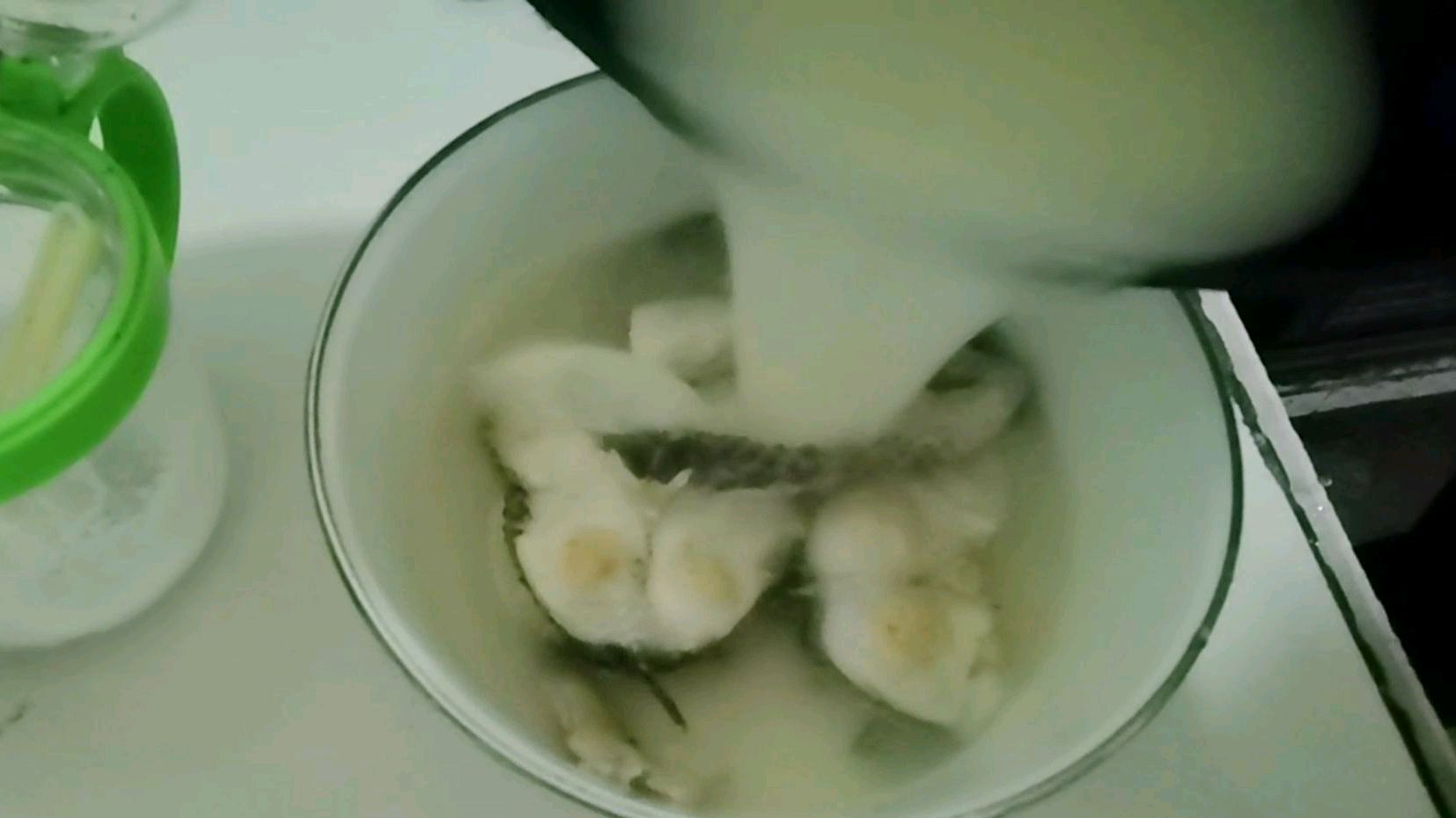 一道简单又营养的黑鱼汤,做法简单,刨腹产术后必备的一道菜