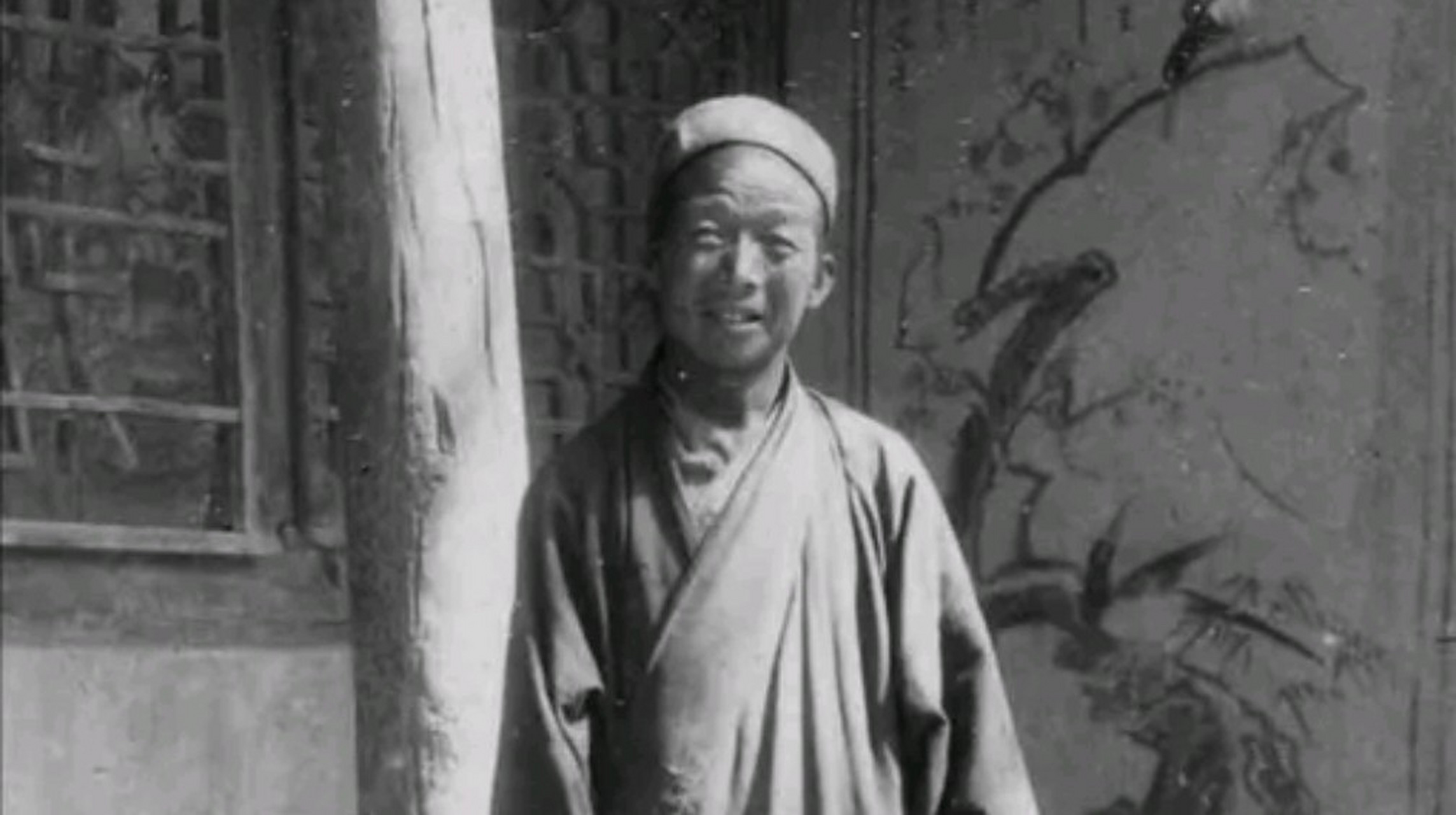 1900年,一位名叫王圆禄的道士,无意中挖开了敦煌莫高窟中的佛洞,一批