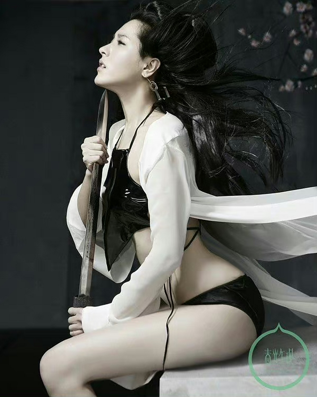 曾黎美照,身材真的是太性感迷人了!#养眼美女