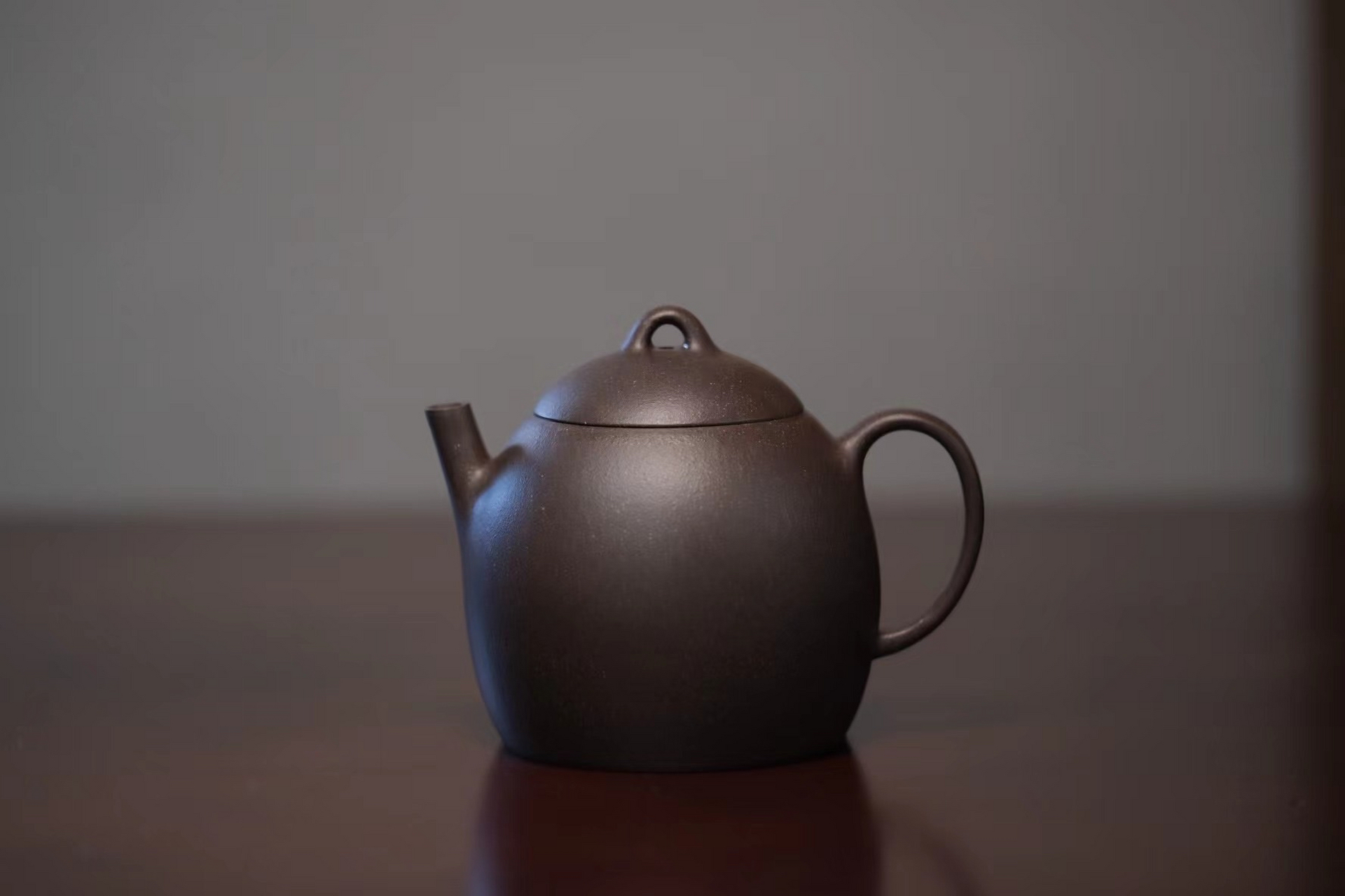 金雪萍,秦权壶 老紫泥,170cc 纯手工制,作者师从张正中#紫砂壶# #全