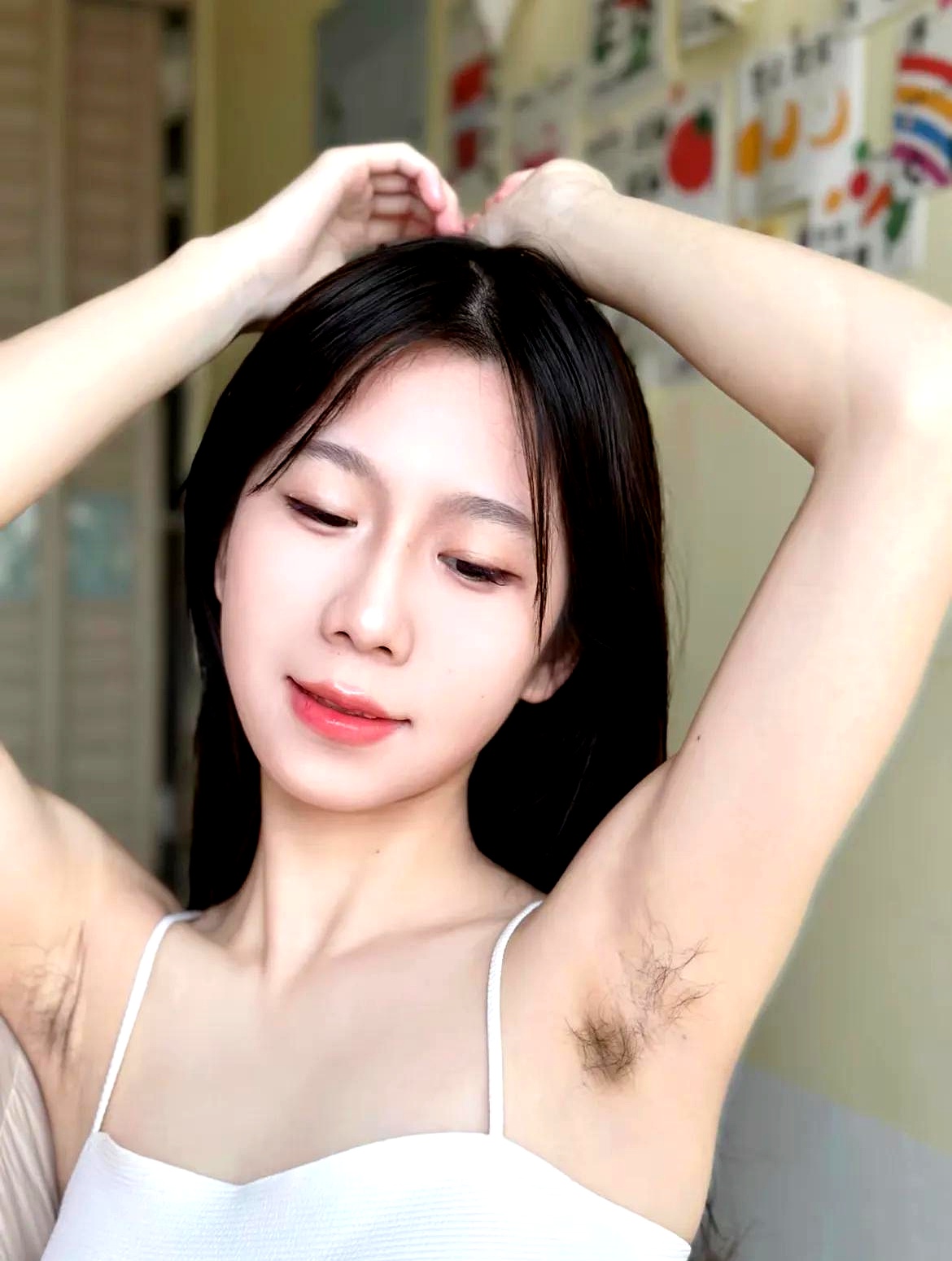 我想我是自由的,腋毛拜托不要限制我啦!