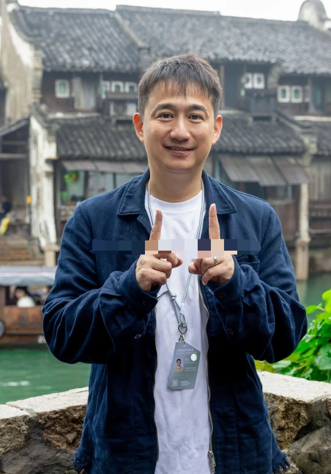 看到黄多多踏进娱乐圈,你是不是也好奇,黄磊到底有多大