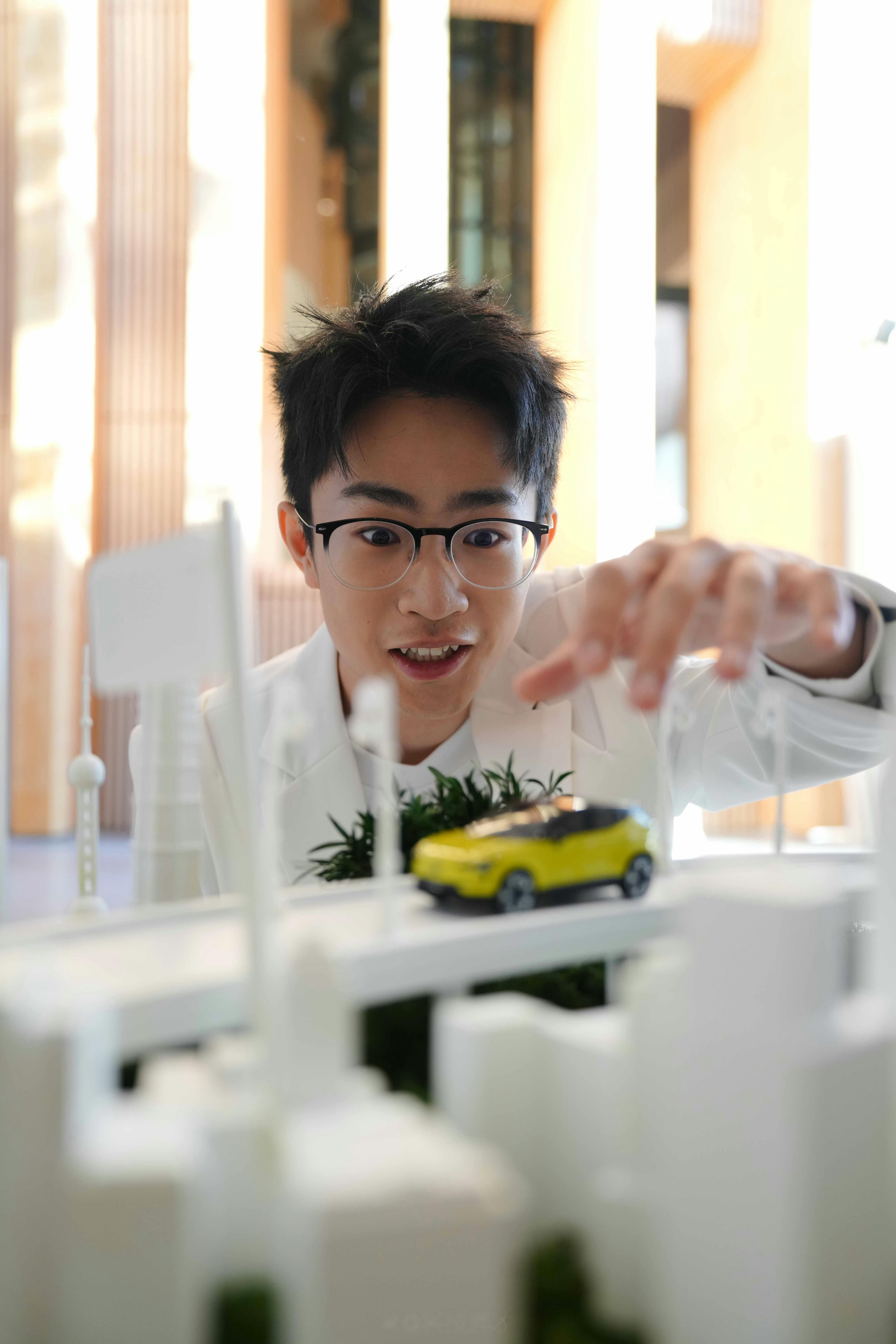 b站up主何同学被质疑改动开源程序声称自己写的,本人致歉承认:文案不