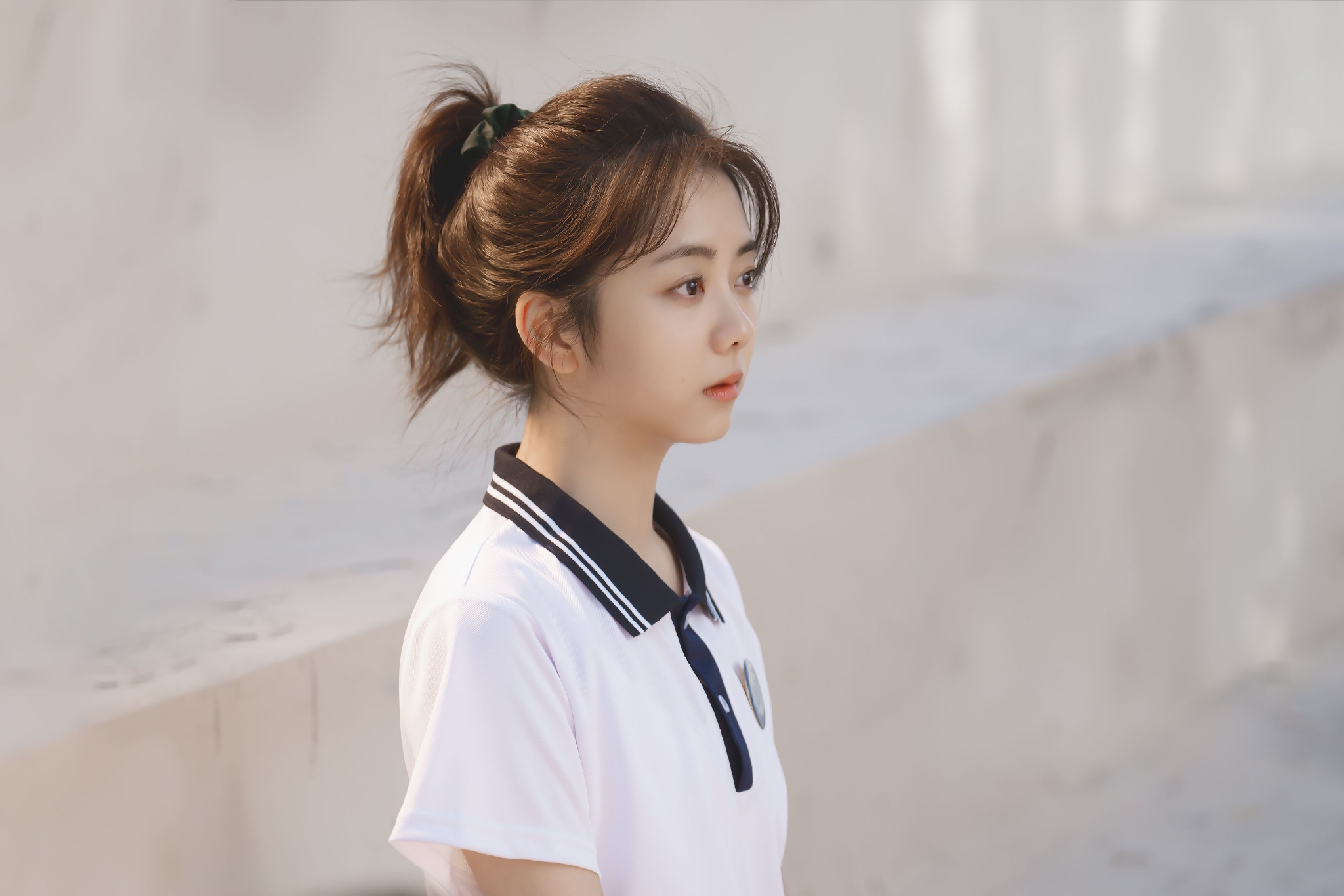 7月24日,谭松韵突然引发了热议,起因是有网友晒出了她在新剧《你比