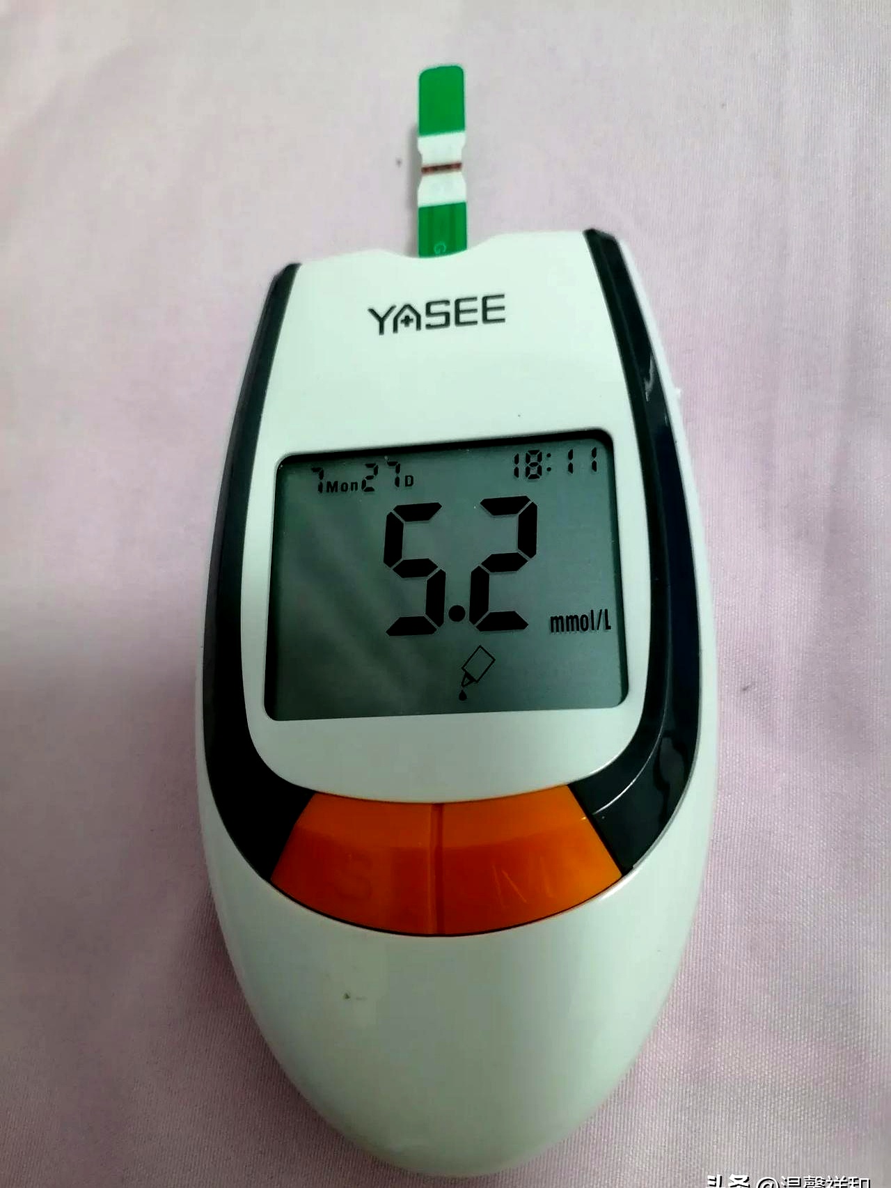 闺女要回东北老家了我一大早就起来给老伴煮了碗