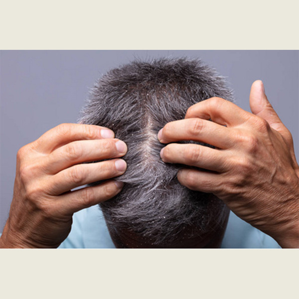 "咱平时打理头发,选对洗发水那可是关键