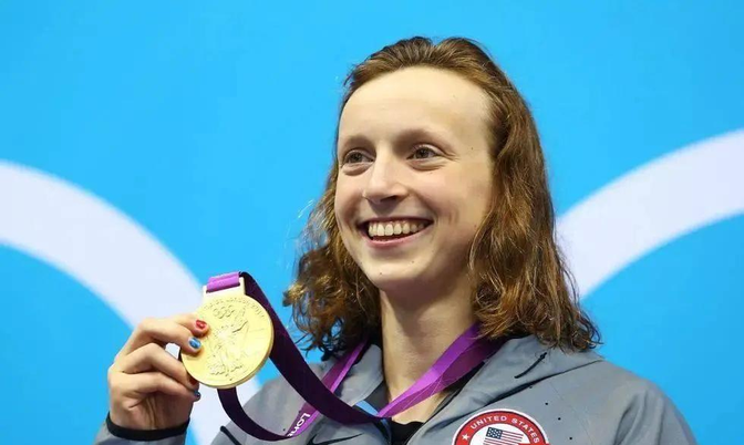 新加坡世锦赛女子400米自由泳决赛,莱德基同样