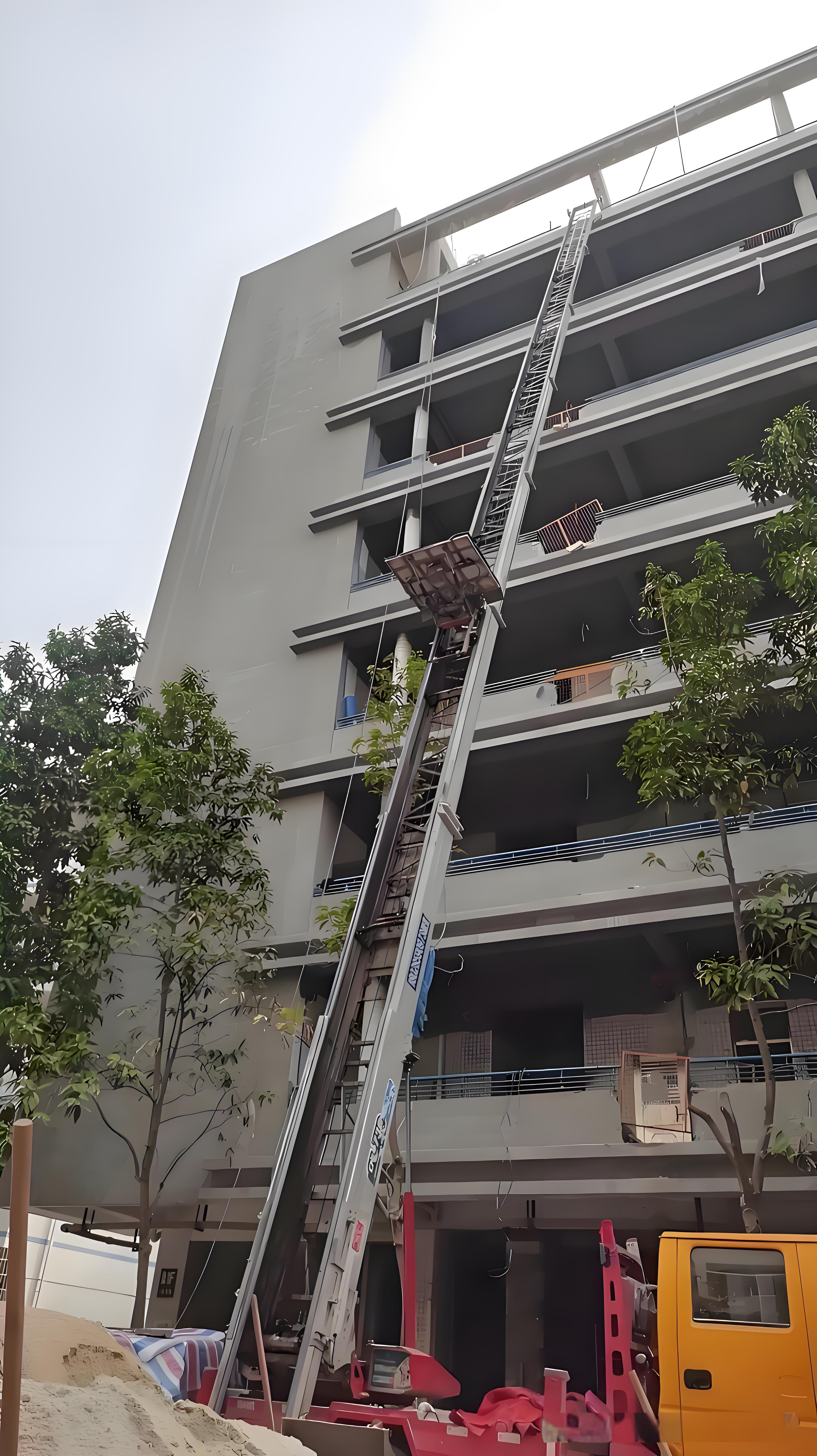 的维修,还是广告牌的安装与更换,这些高空作业都离不开专业的设备支持