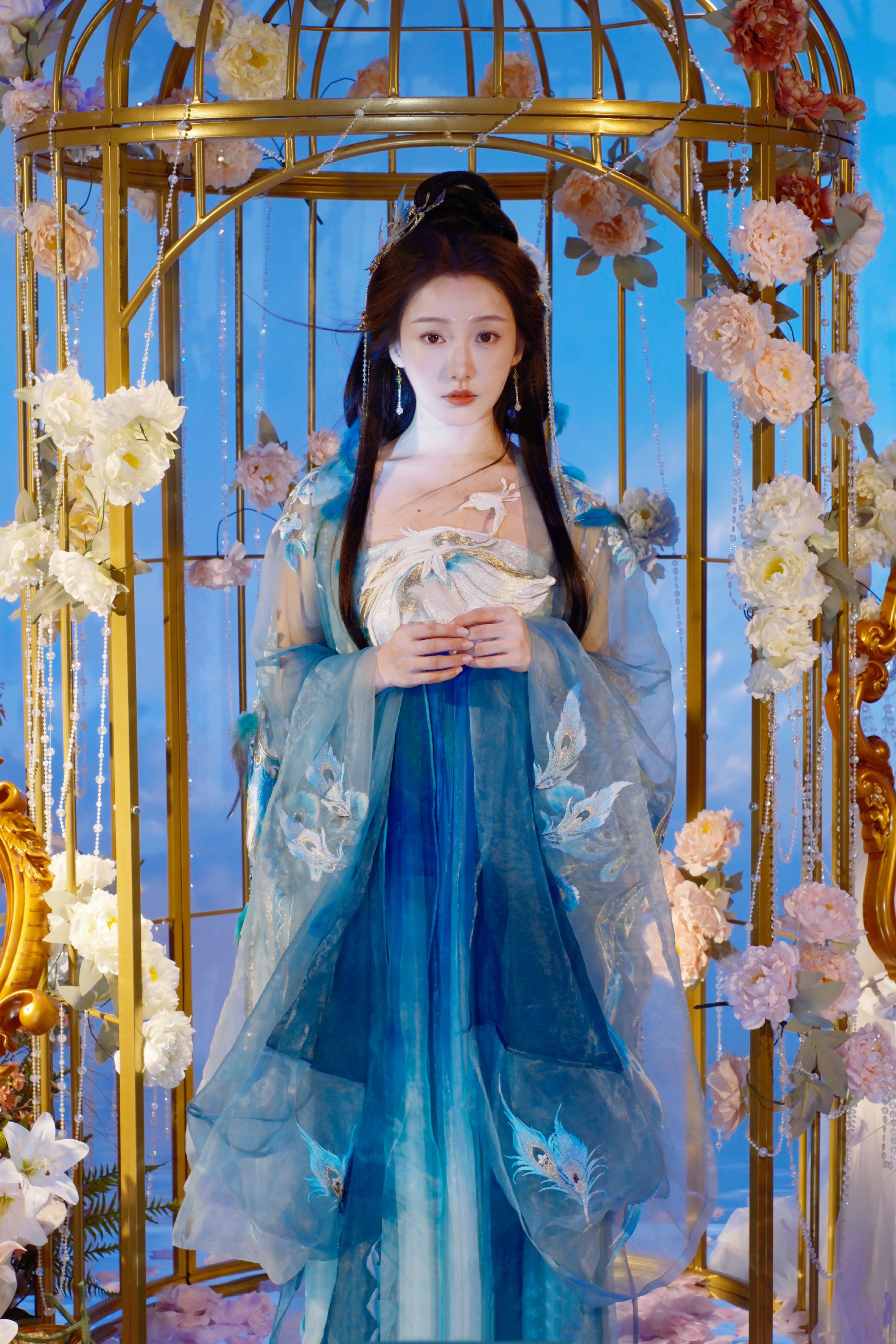 姜贞羽,少年白马醉春风易文君,羽翼轻展似欲飞翔#姜贞羽