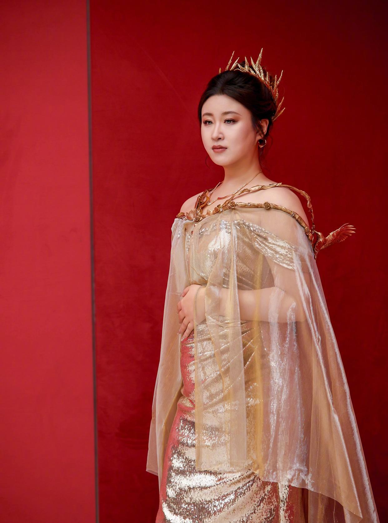 锤娜丽莎这回真把自信两个字演活了