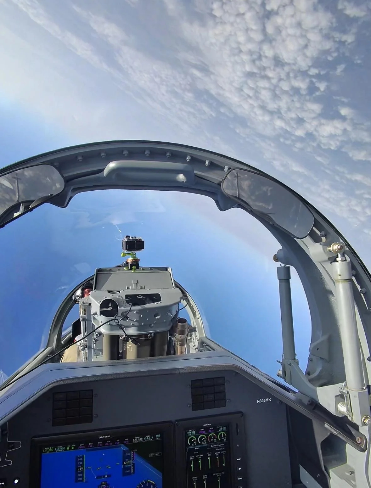 教练机,是由捷克沃多乔迪