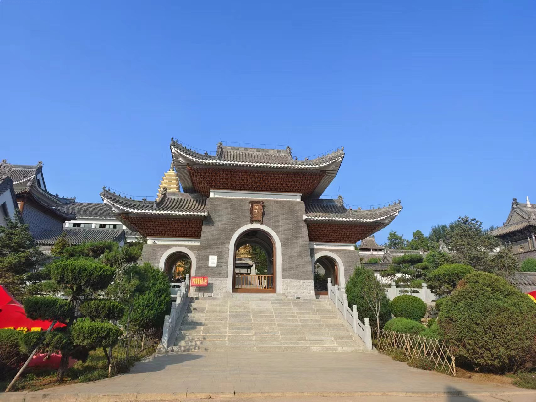 他家的老青砖质量那叫一个杠杠滴!