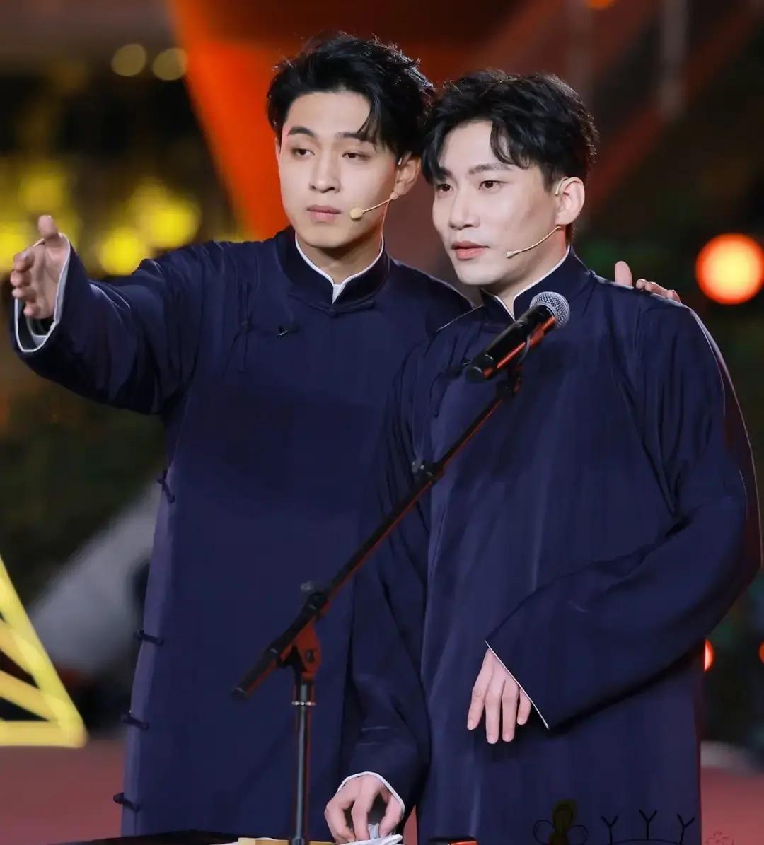 张云雷?再不济孟鹤堂秦霄贤总得是这几位吧