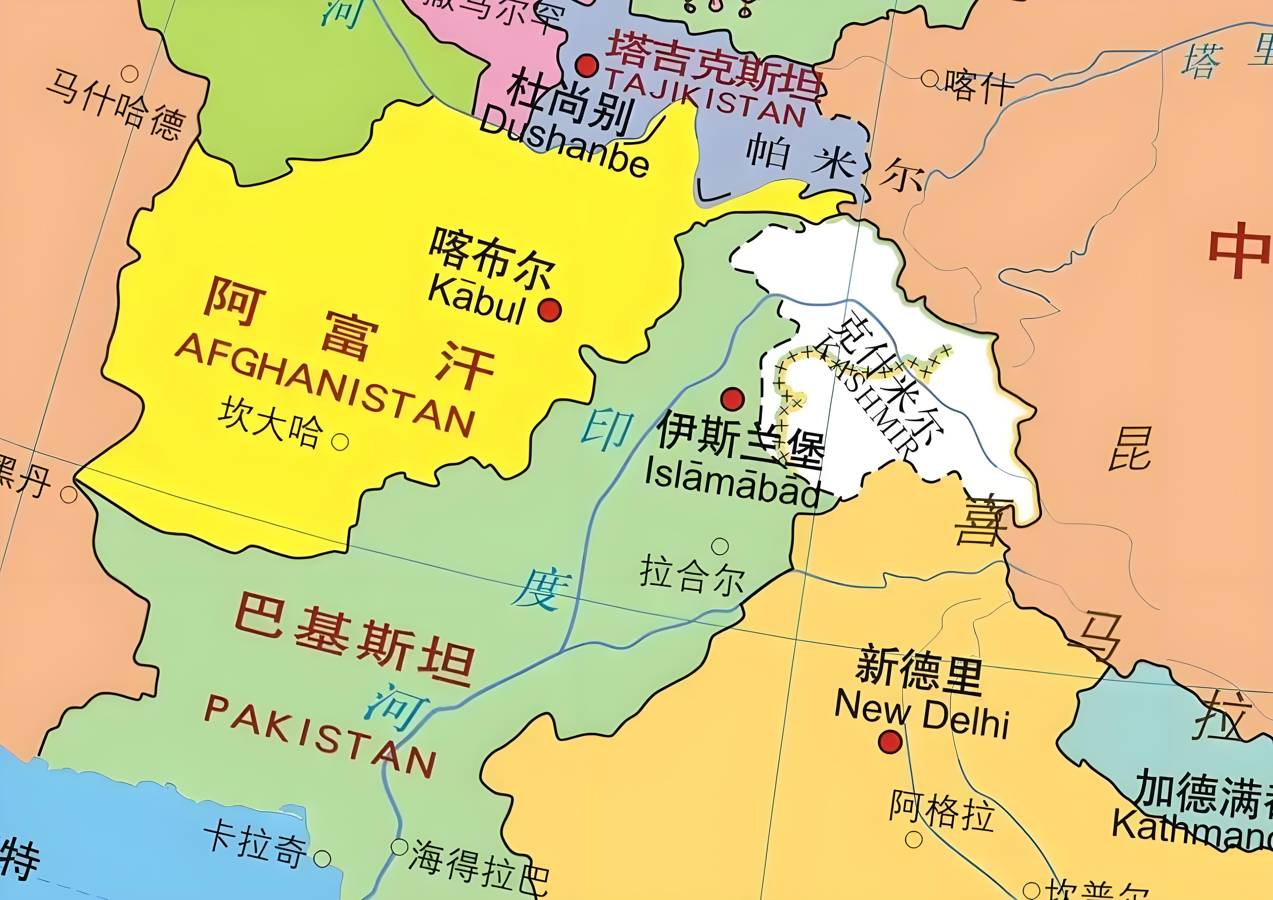 巴基斯坦首都伊斯兰堡是一座年轻的城市,它始建于1960年,用了10年时间