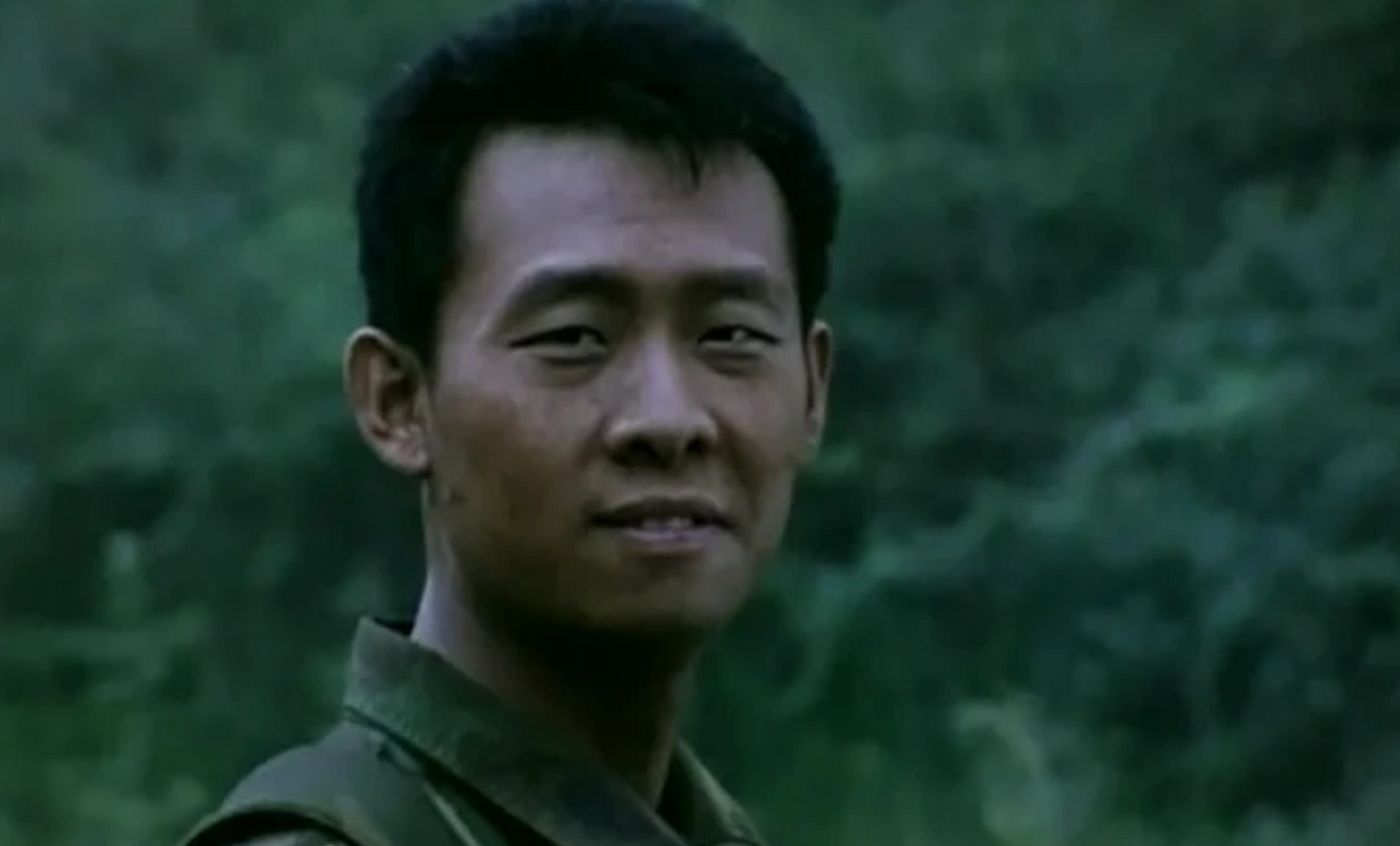 《士兵突击》中,史今班长为什么一定要退伍?