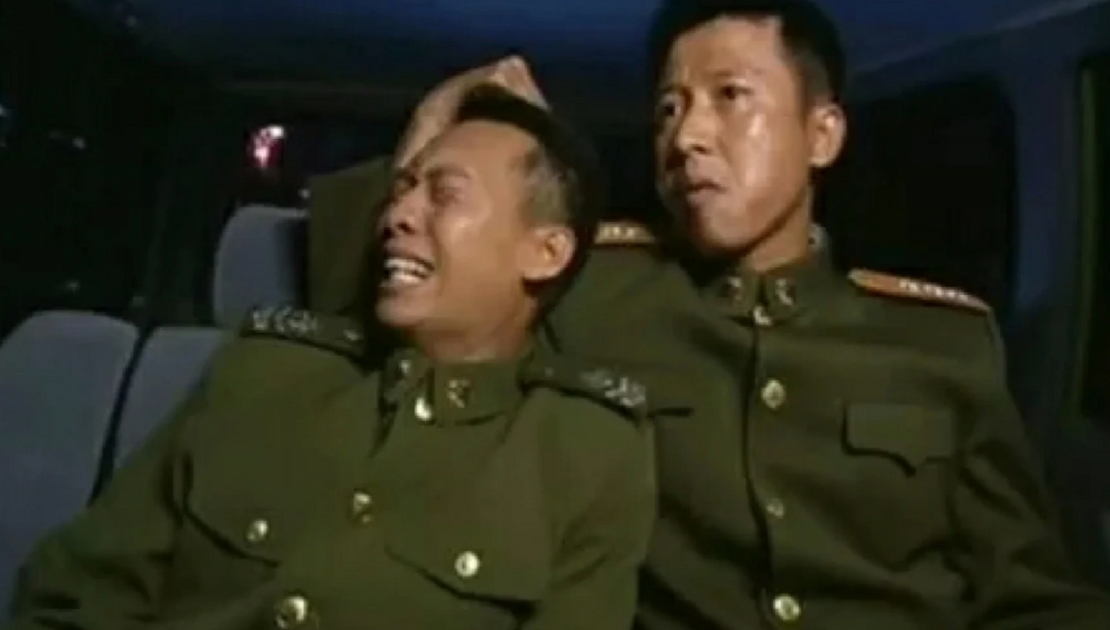 《士兵突击》中,史今班长为什么一定要退伍?