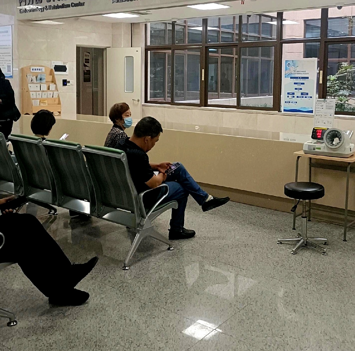 中日友好医院帮忙挂号陪同看病-院内排队不用自己等的简单介绍