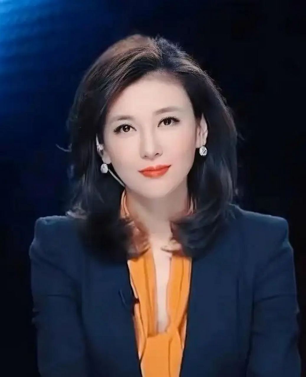 要说央视最漂亮的女主持人,这个问题其实很难有一个标准答案,因为美