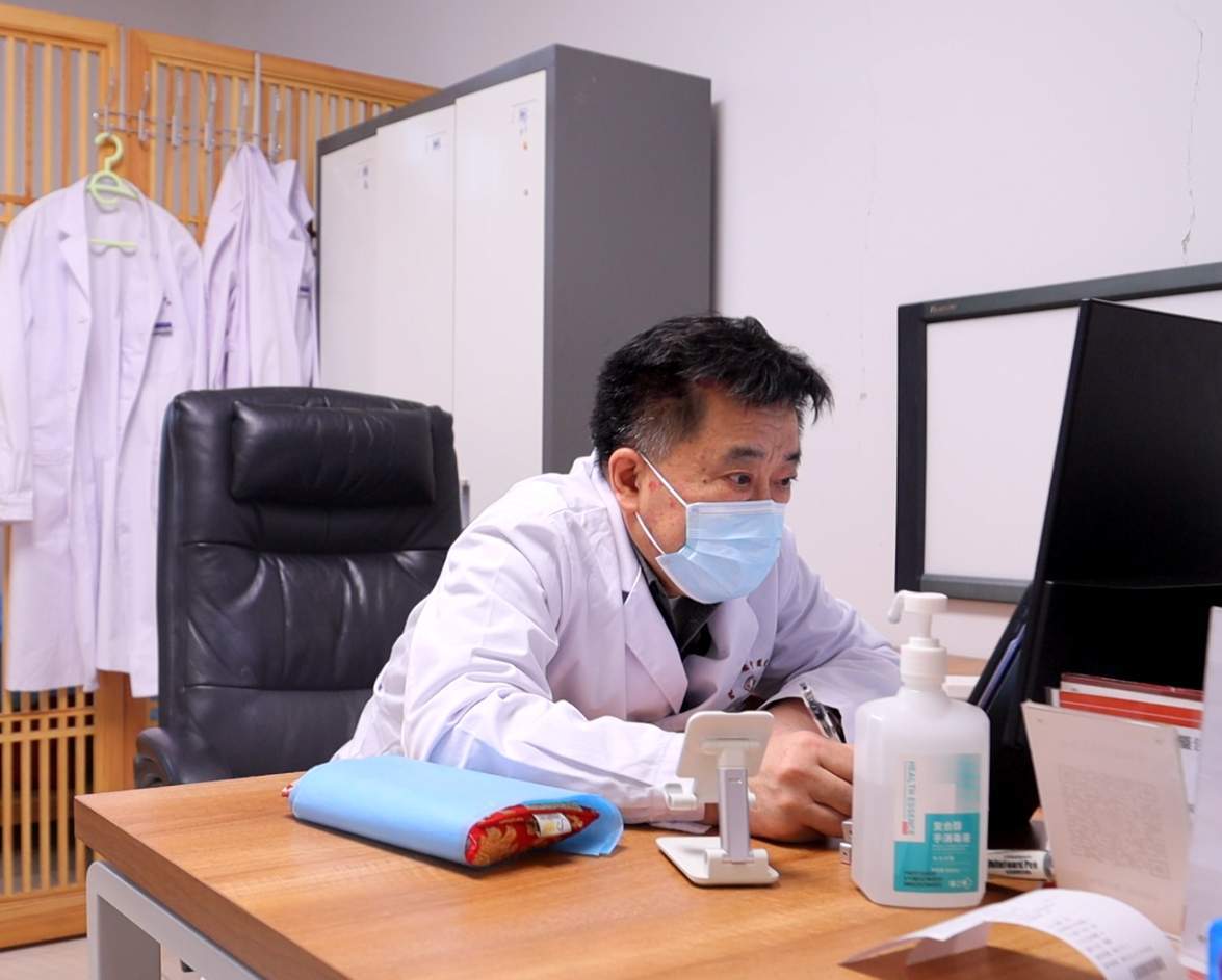 包含东直门医院代取报告代挂号独居老人看病，有人陪伴照料的词条