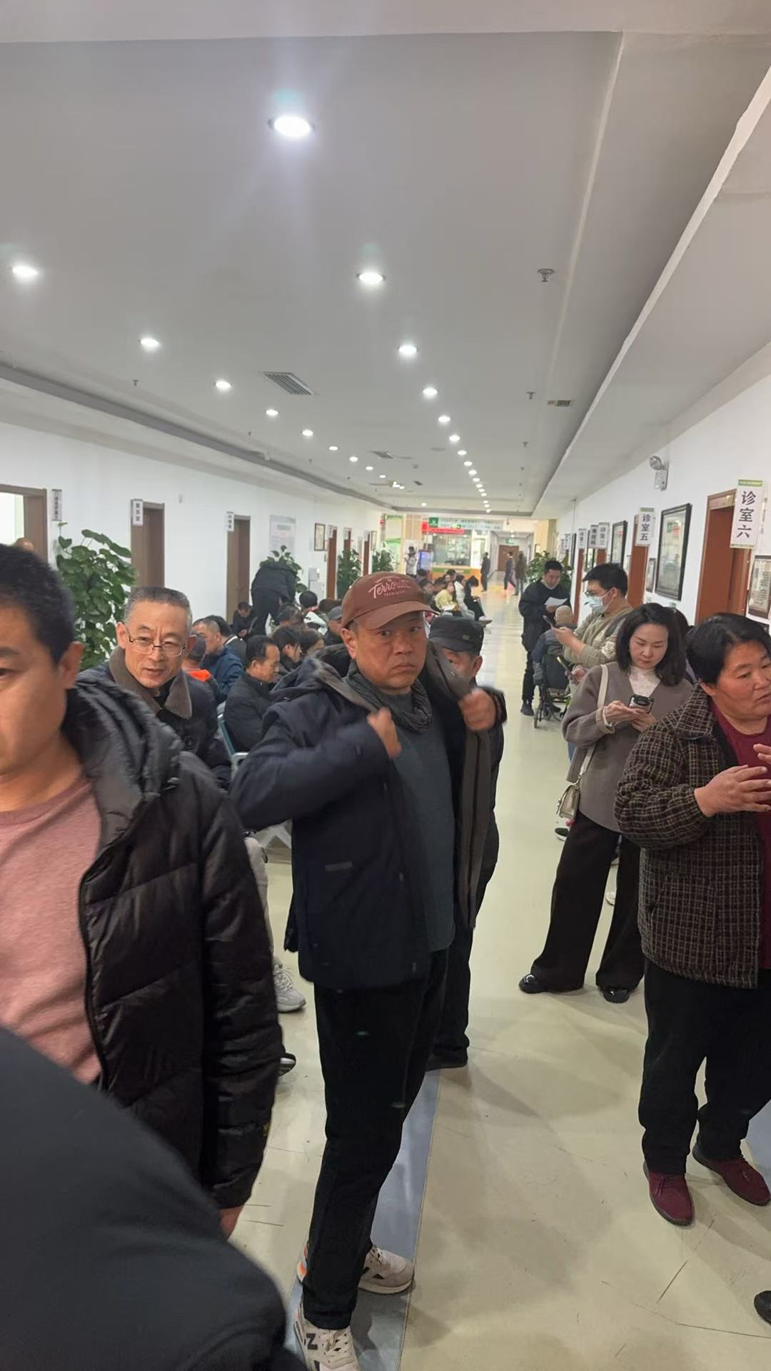 北大人民醫院、豐臺區黃牛專業運作住院，解決您排隊的煩惱的簡單介紹