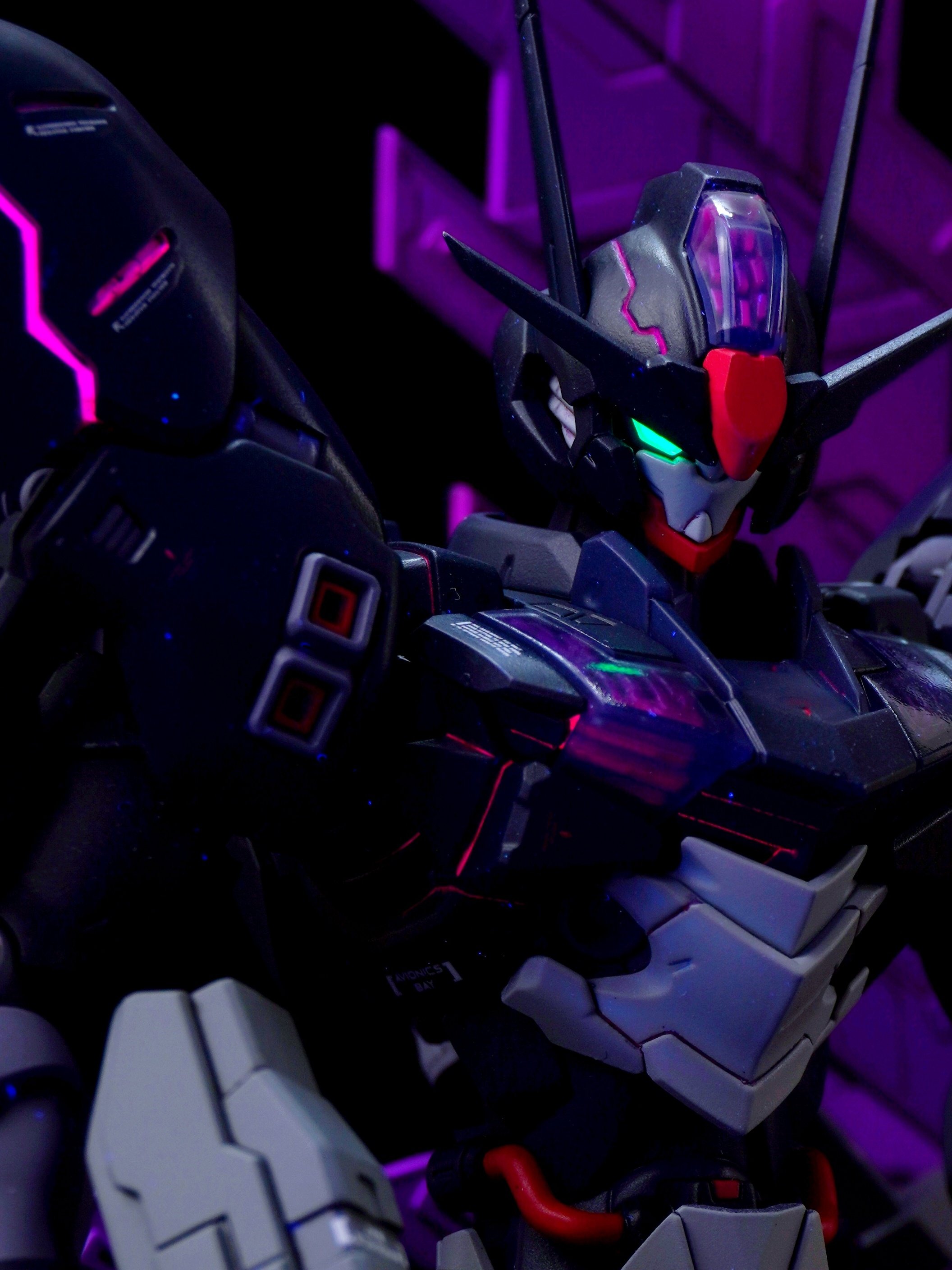 紫色"月灵"高达模型改造,这台模型来自ノブコフ.