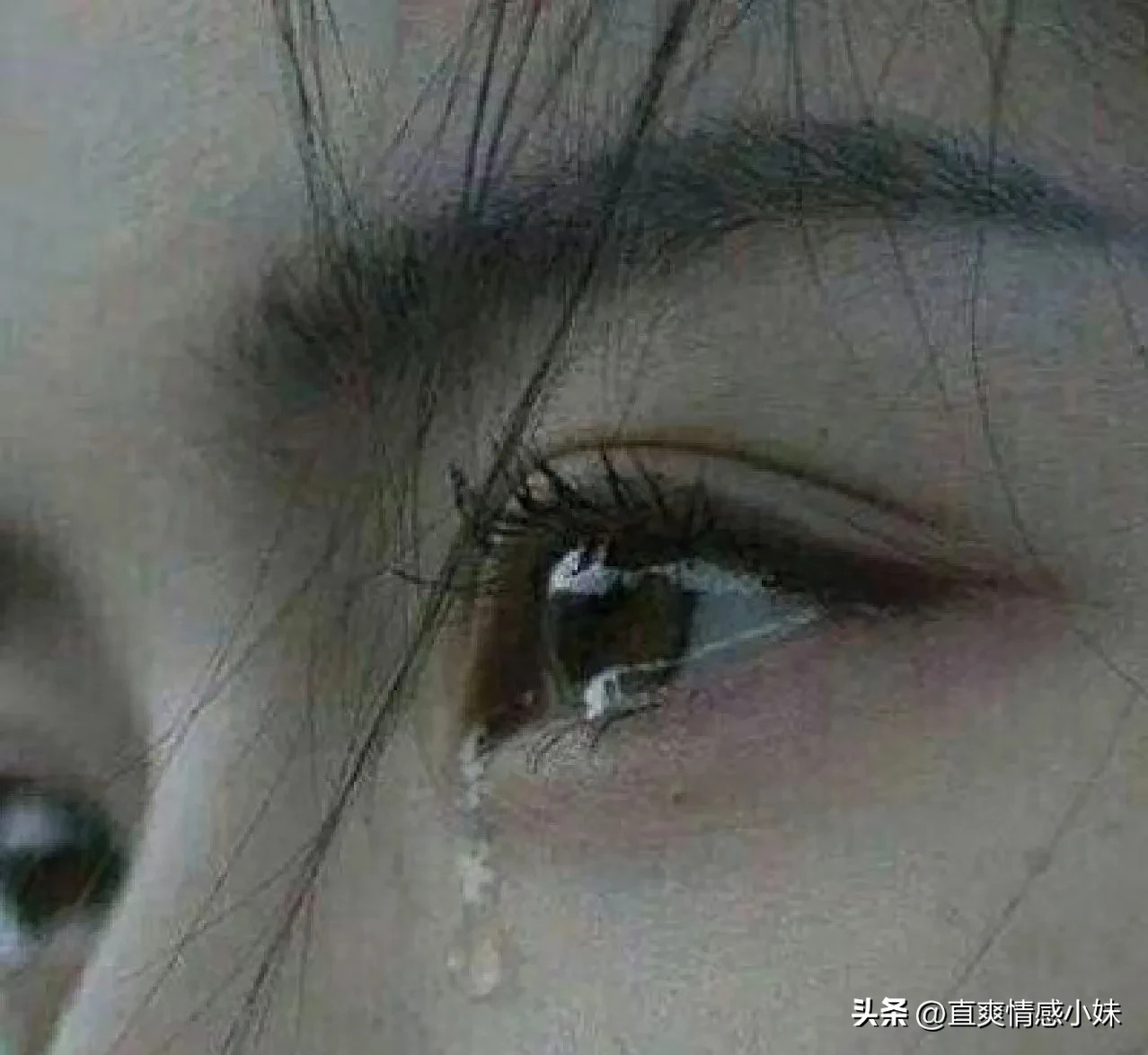 突然心情不好,就想发脾气,控制不住自己就哭了一会,我是不是抑郁了?