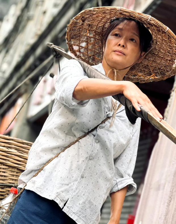 婚后照顾女儿,家庭,曾定居纽约多年,基本退圈,如今回国拍戏多好,50多