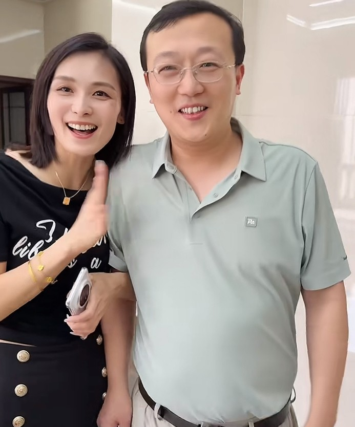 看到瑾汐的哥哥们,突然明白有些温暖真的不需要聚光灯