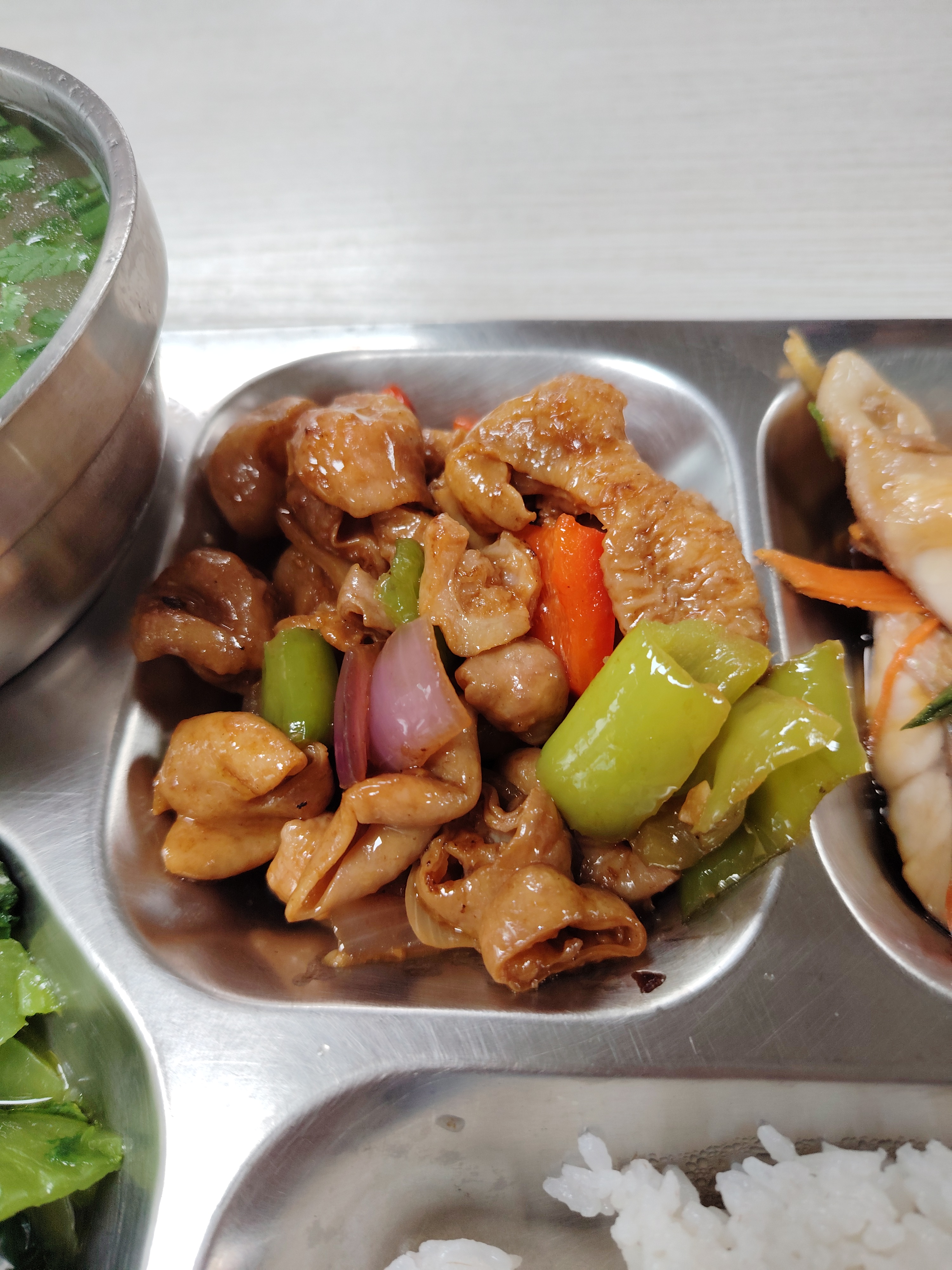 城市美食季# 在单位二食堂终于吃到油爆大肠了