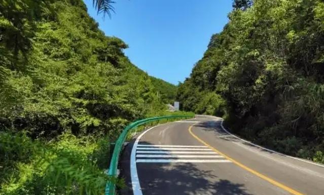 村子里那些弯弯绕绕的小道总算要变模样了