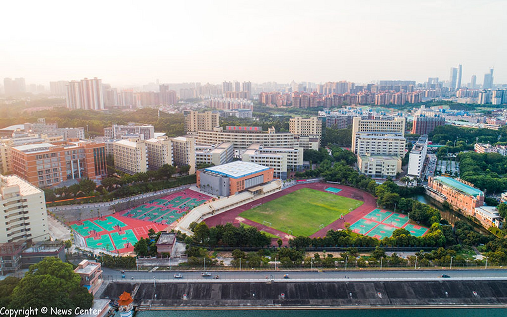 广东科技学院是民办还是公办 广东科技学院是一所民办院校,学校创办于