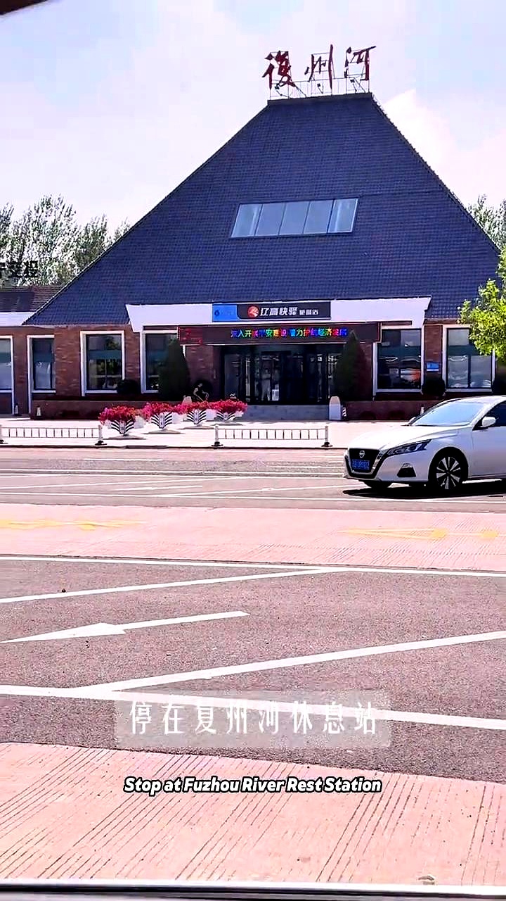 今天,2025年7月8号,下午3点出成绩