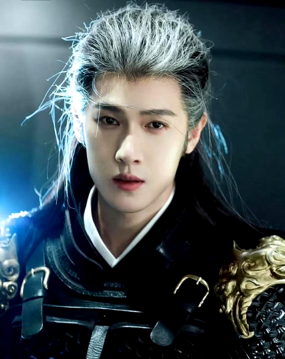 很多男演员古装剧爆红后就会开始要求番位,"非一番不演",最后搞得