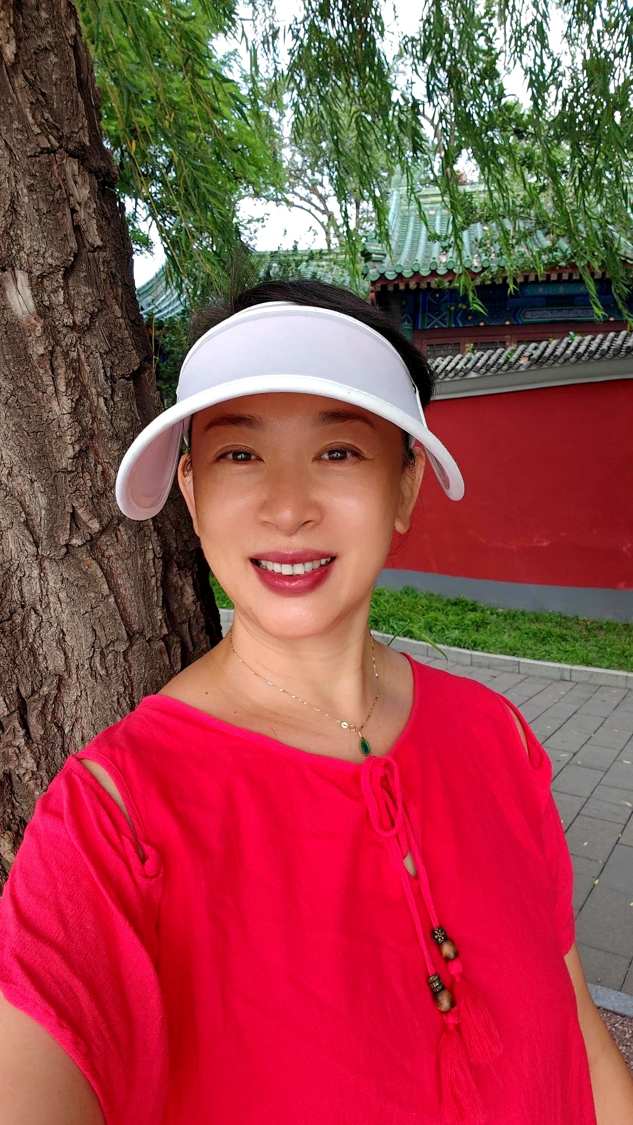 好久没吃奶油炸糕了,当时正好是早上八点