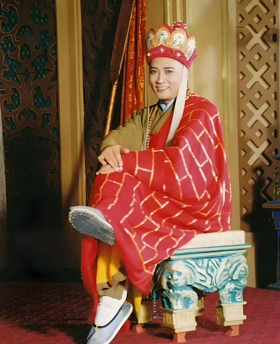 迟重瑞和六小龄童年轻时的照片唐僧照片唐僧图片唐僧的图片唐僧全身