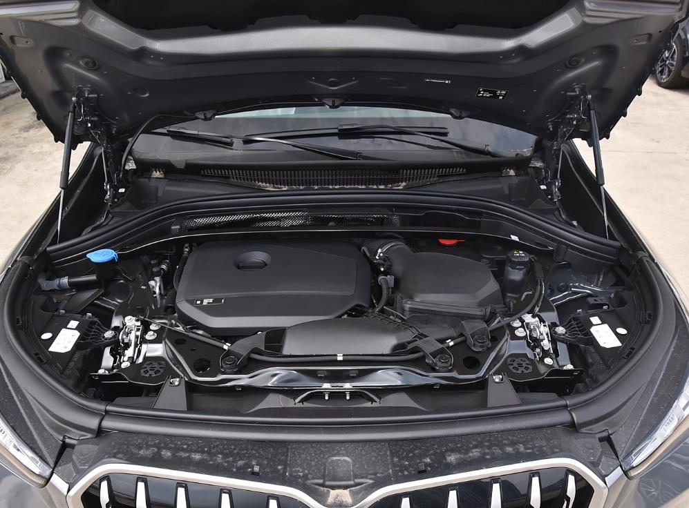 比如福特的三缸机,但也不是都好,有的确实 25款宝马x1发动机舱详细图