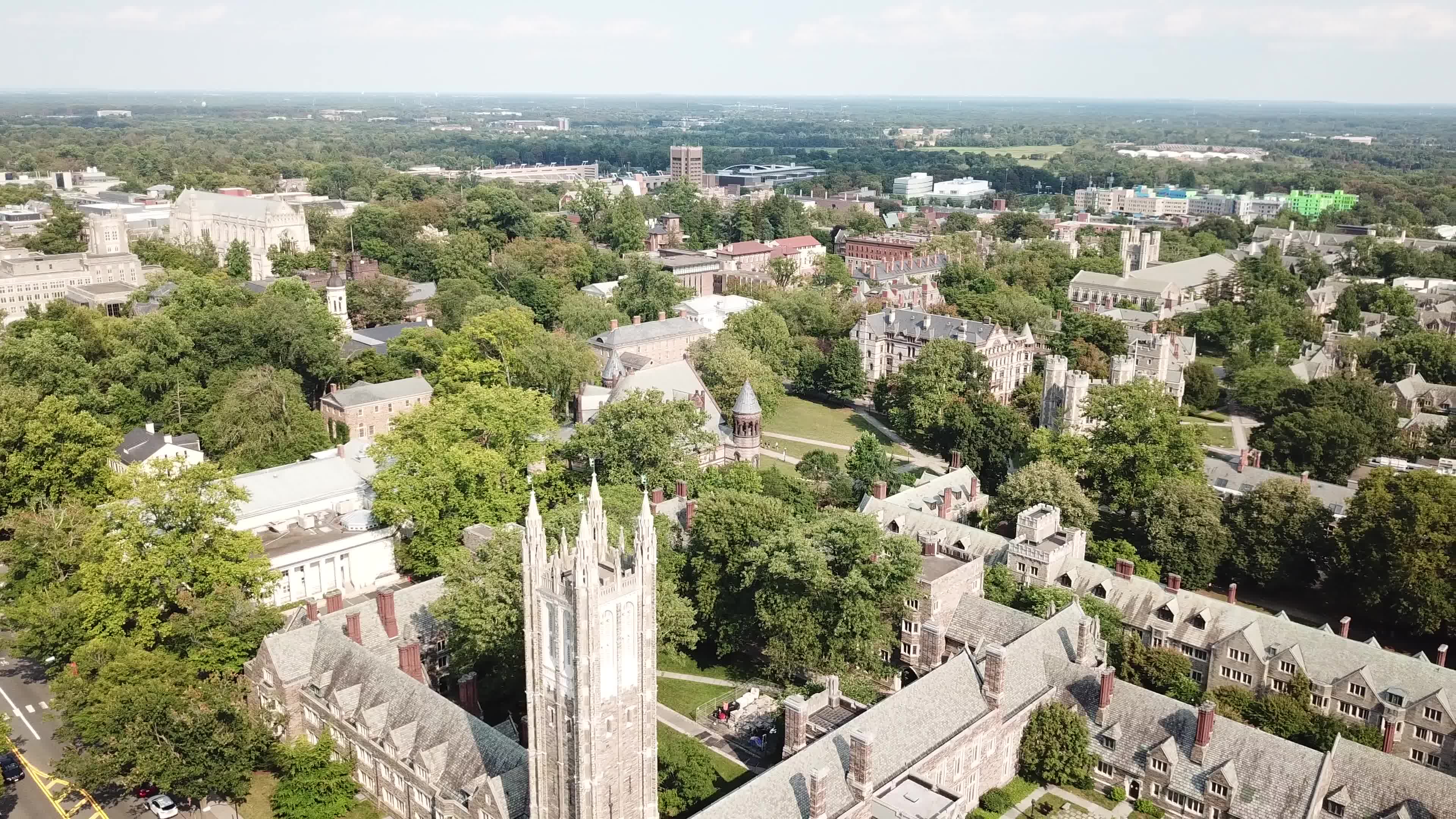 图片中的大学依次是: 普林斯顿大学, 宾夕法尼亚大学, 哥伦比亚大学