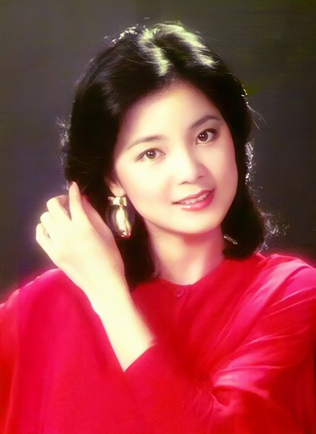 1969年,台湾金陵女子中学休学学生邓丽君的珍贵留影