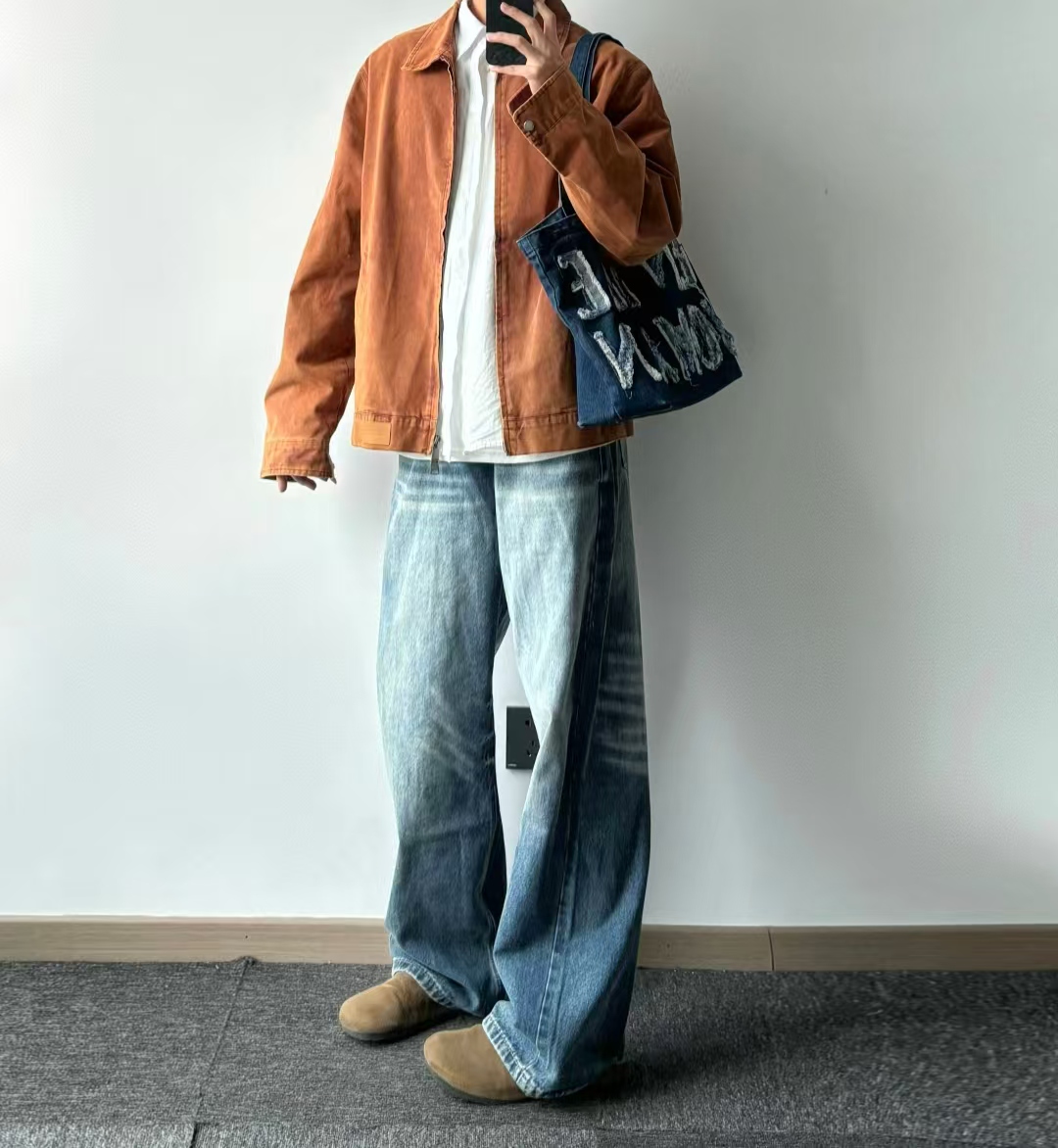 男士初秋穿搭 look1牛仔外套+白色内搭+白色牛仔裤 look2红色格子+