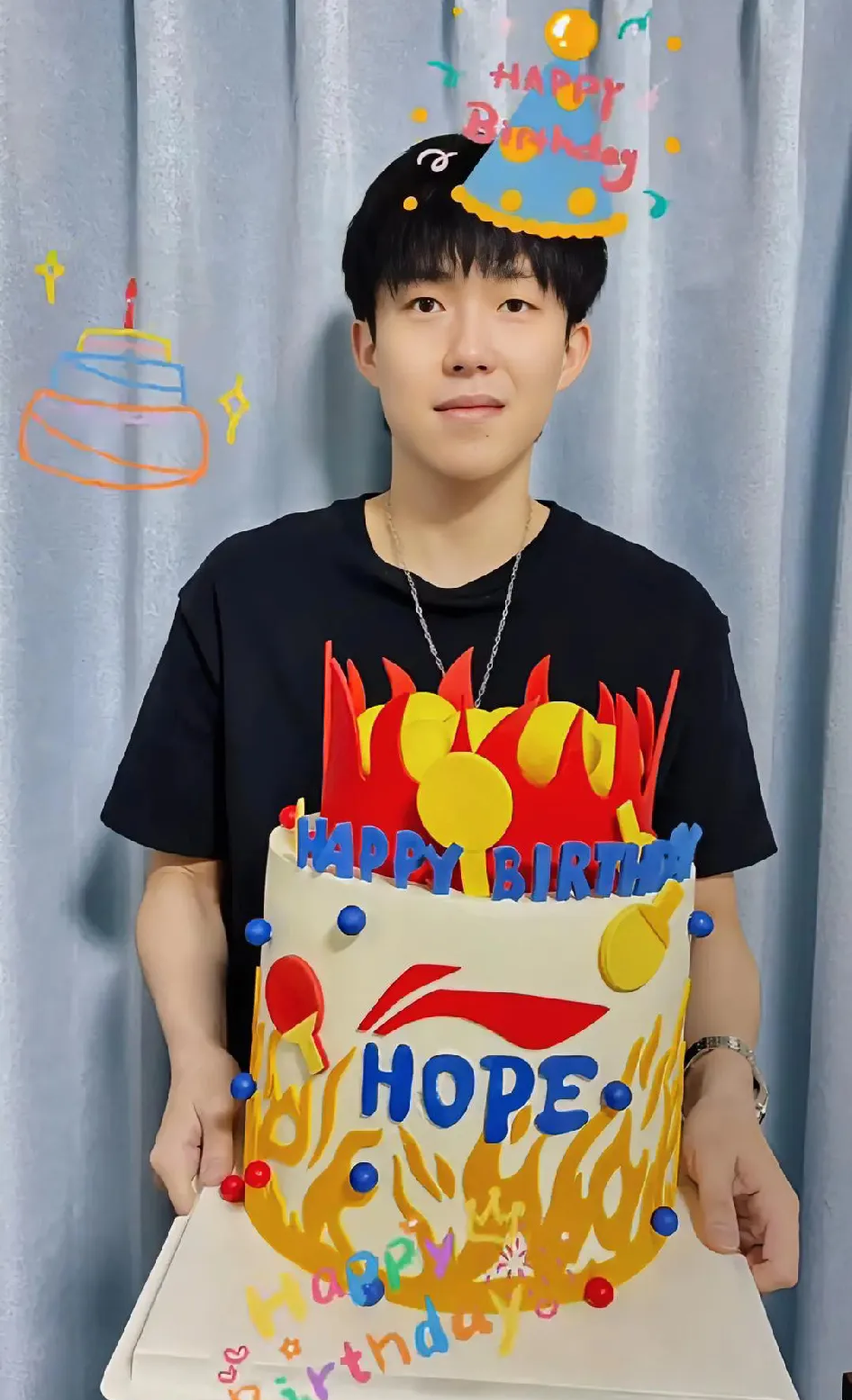 今天是母亲节,街头巷尾都洋溢着感恩的味道