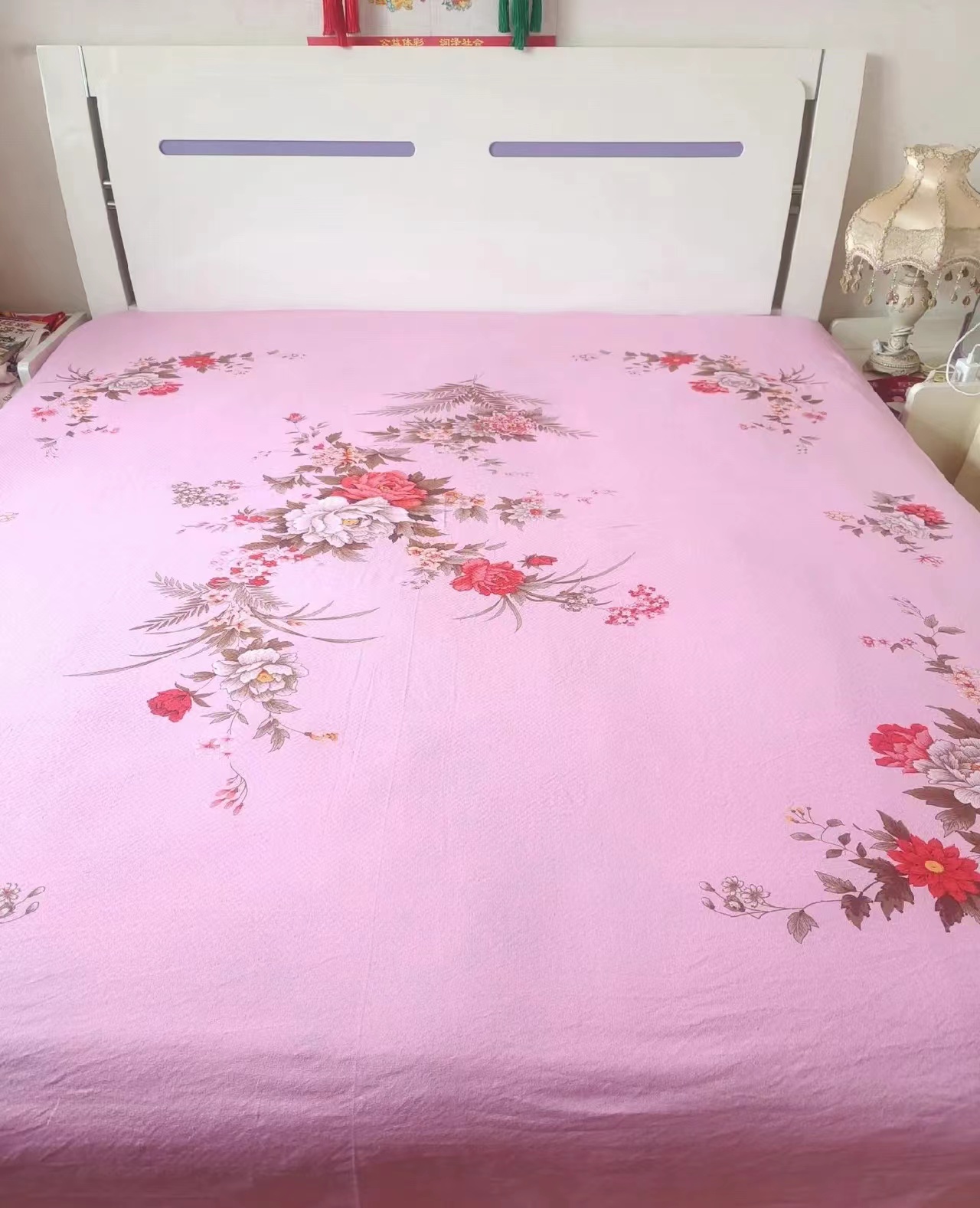 我们家还保留着这款82年上海生产的床单呢